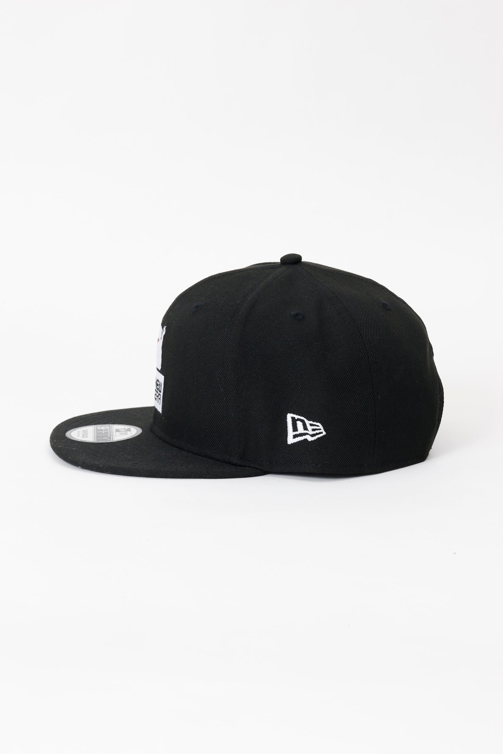 【2BUY10%OFF対象商品】NEW ERA® 9FIFTY™ ちいかわ BOX LOGO BLACK