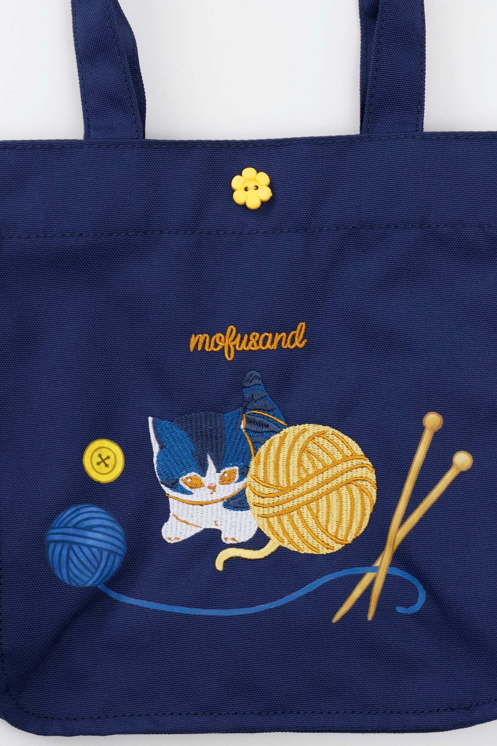 【2BUY10%OFF対象商品】mofusand ランチトートバッグ 毛糸玉 じゃれにゃん ネイビー