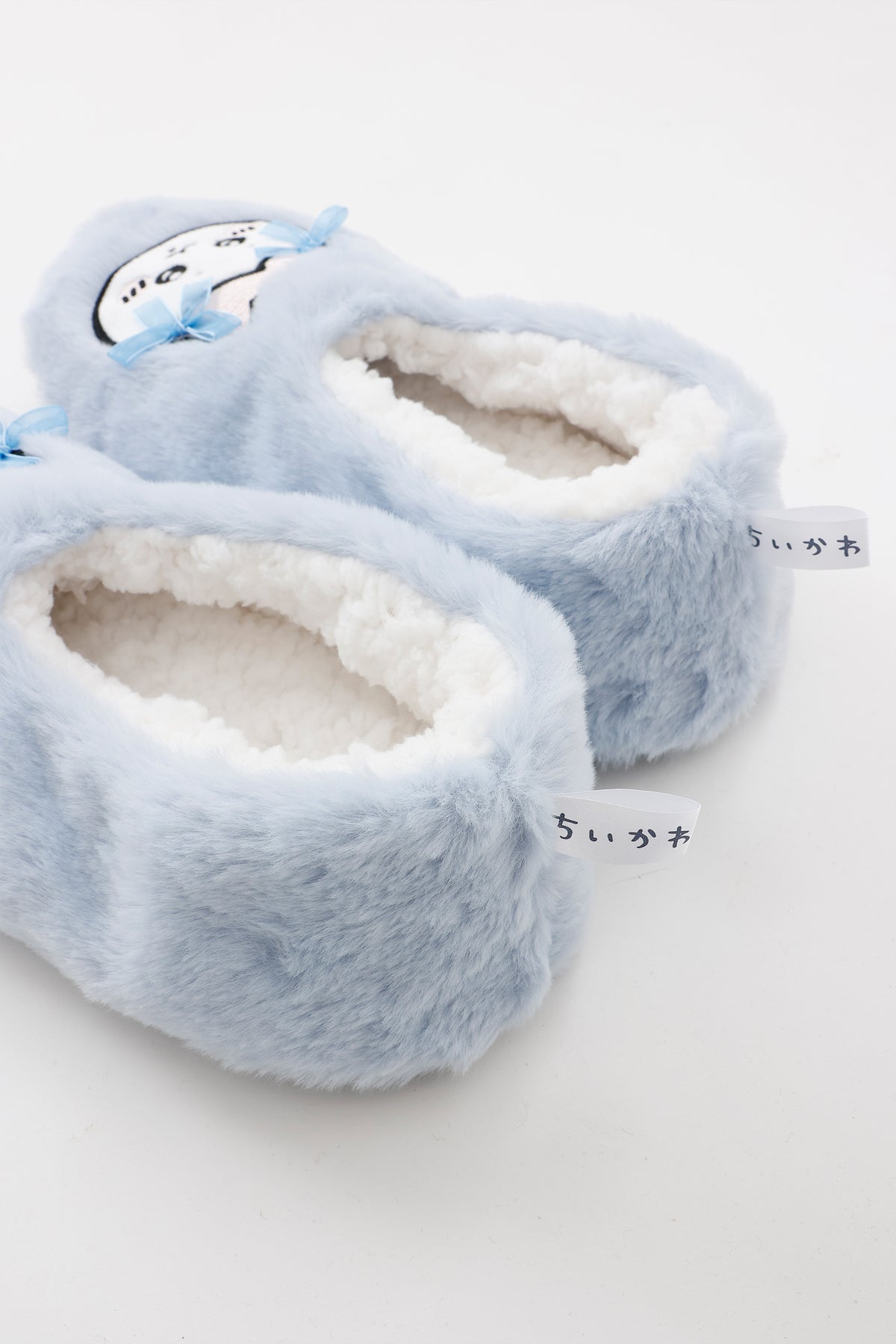 【追加生産予約】ちいかわ ルームシューズ ハチワレリボン サックス