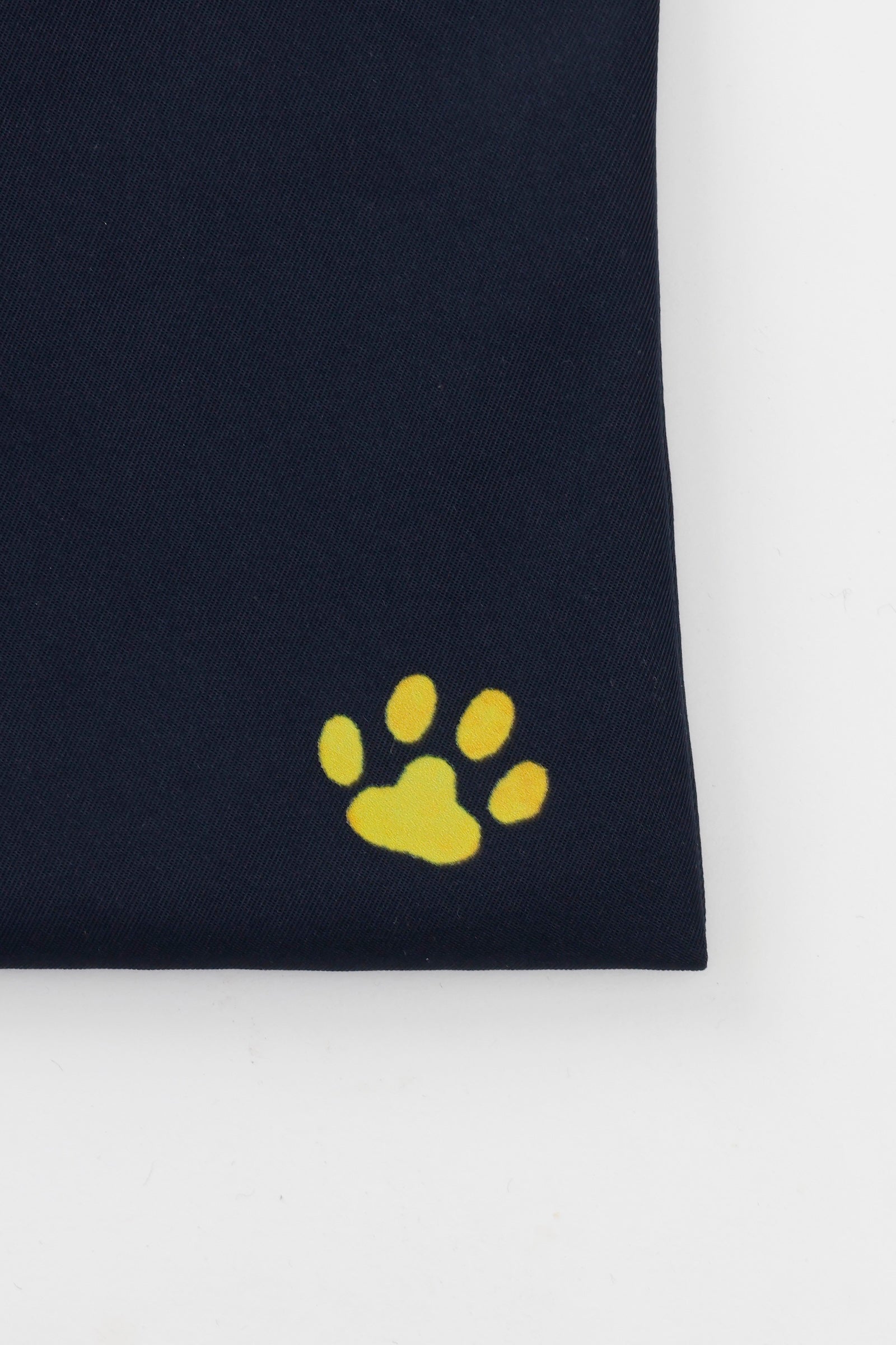 【2BUY10%OFF対象商品】mofusand 巾着 毛糸玉 だっこにゃん ネイビー