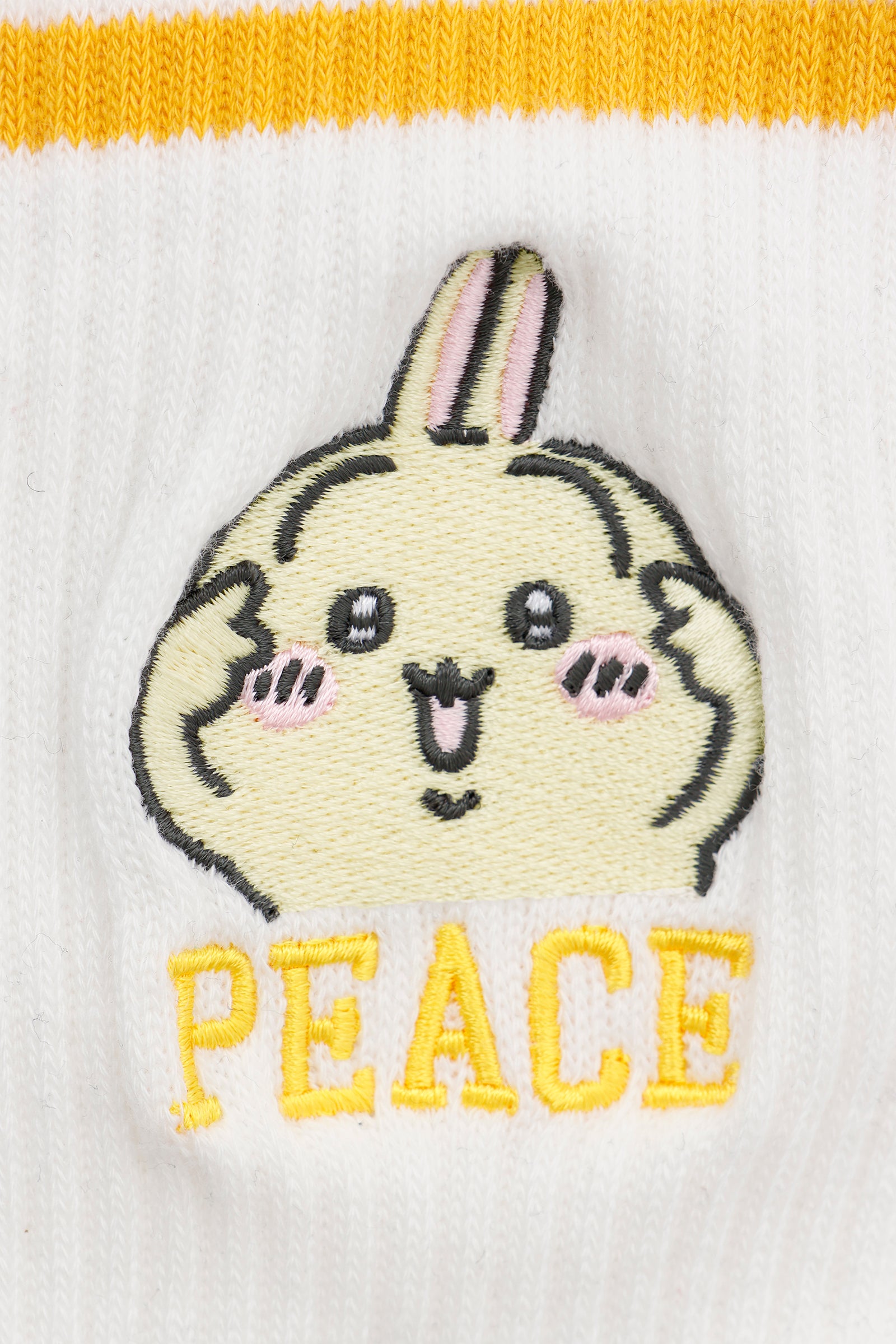 【2BUY10%OFF対象商品】ちいかわ ソックス ピース うさぎ ホワイト 23-25cm