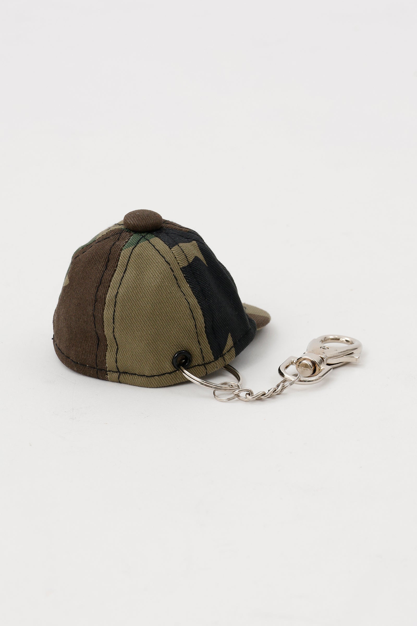 NEW ERA® CAP KEY HOLDER ちいかわ WOODLAND CAMO