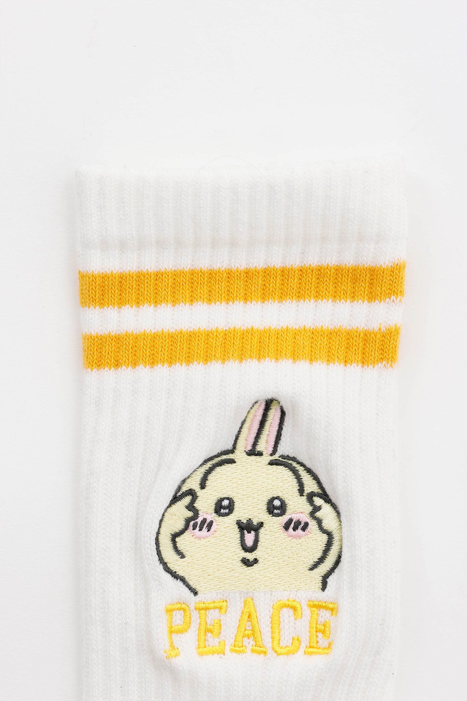 【2BUY10%OFF対象商品】ちいかわ ソックス ピース うさぎ ホワイト 23-25cm