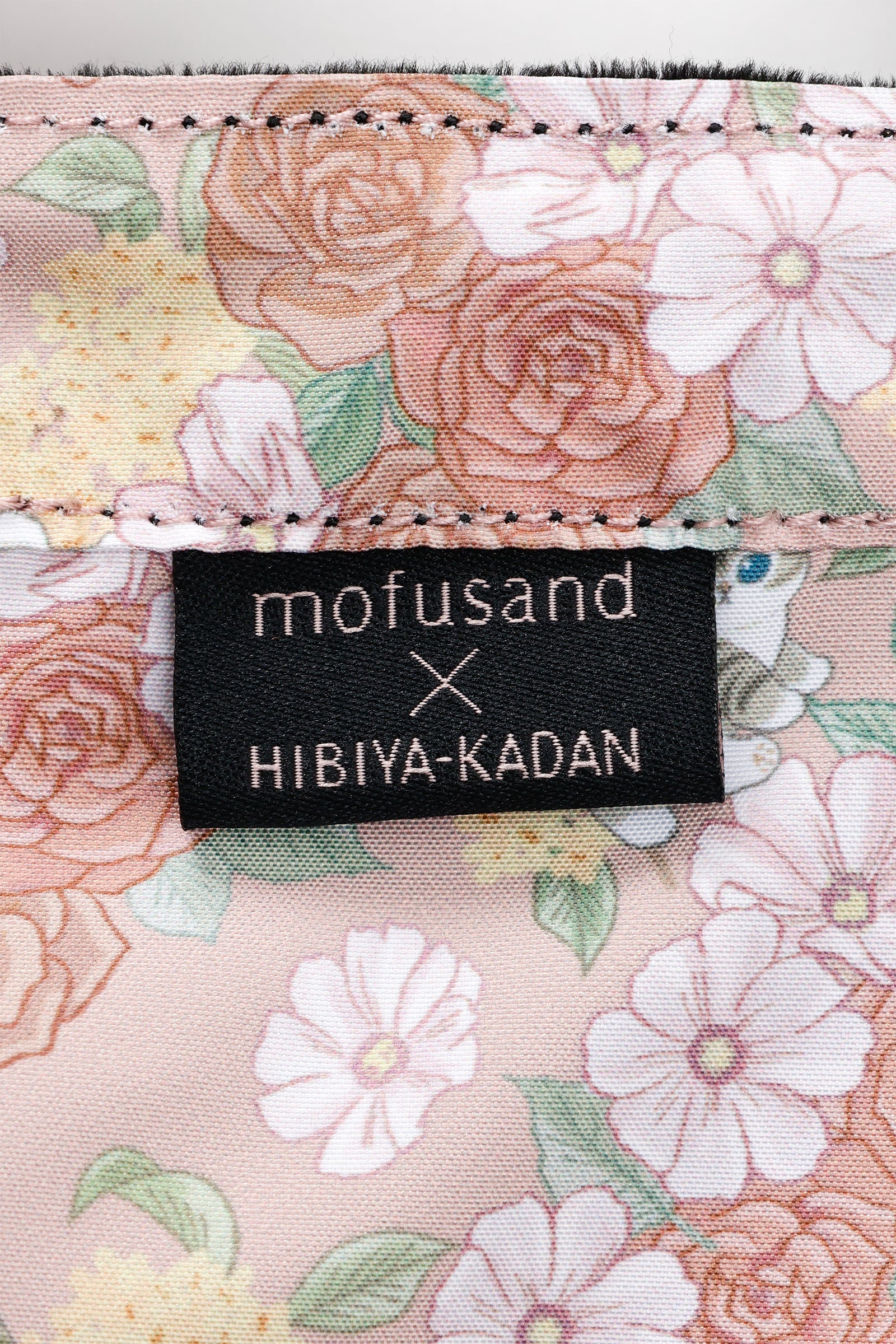 mofusand×日比谷花壇 くしゅくしゅストラップミニバッグ バラ柄 ピンク ONE