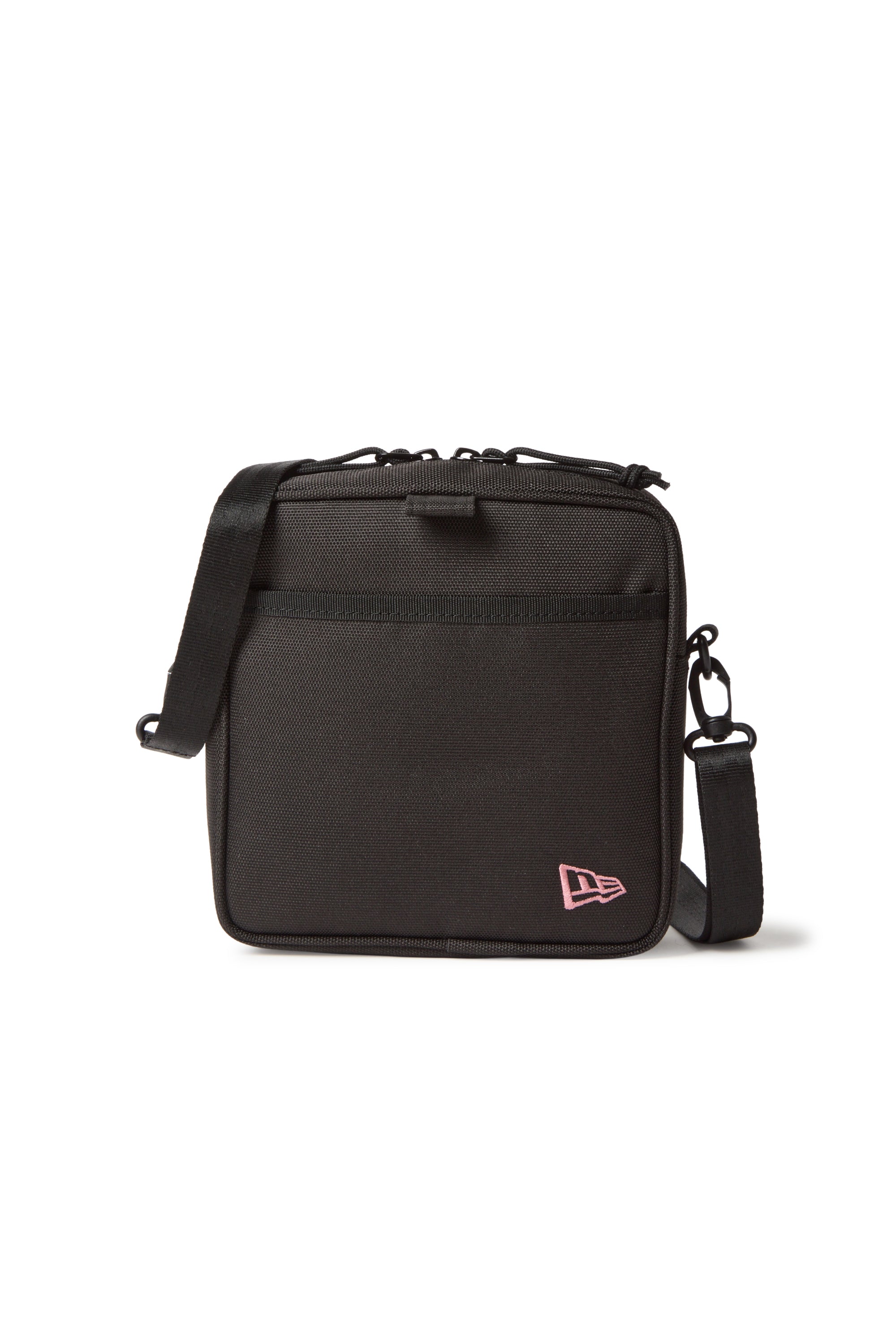 【2BUY10%OFF対象商品】スクエアショルダーポーチ 1.5L ちいかわ / ちいかわ・ハチワレ・うさぎ ブラック