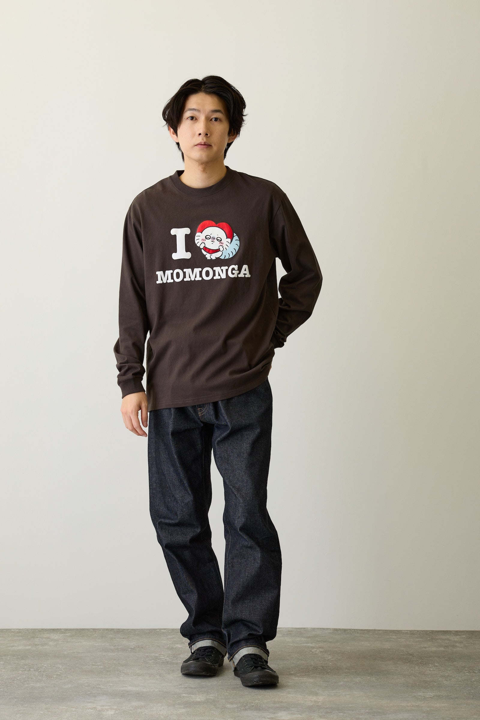 ちいかわ 長袖Tシャツ I LOVE MOMONGA スミ