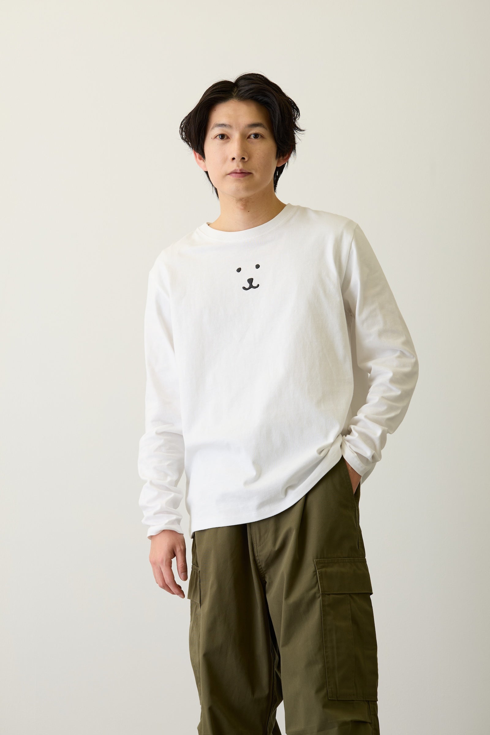 ナガノキャラクターズ 長袖Tシャツ モノクロなくま ホワイト
