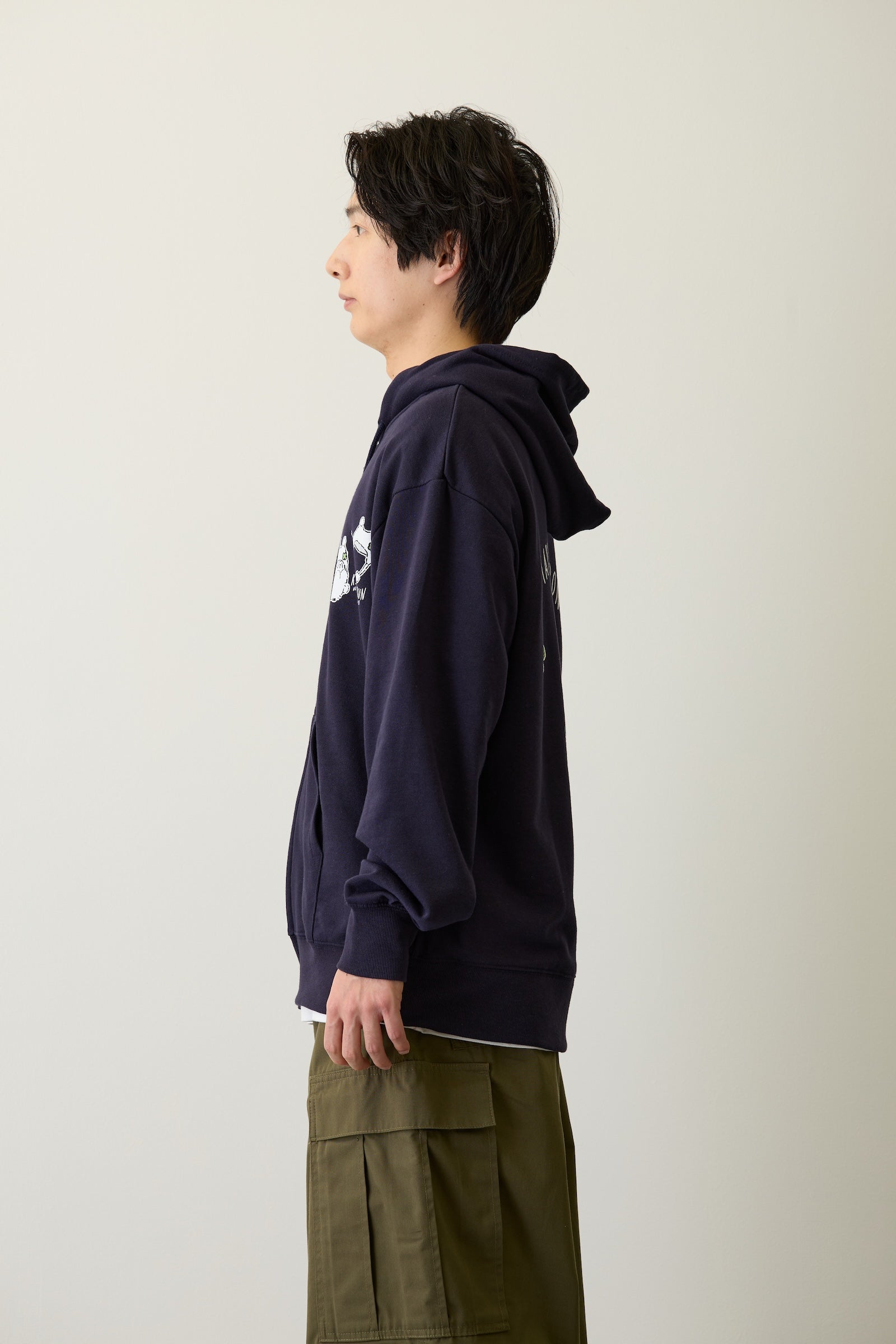 【2BUY10%OFF対象商品】コウペンちゃん ZIPパーカー わた雪ぽんぽん ネイビー