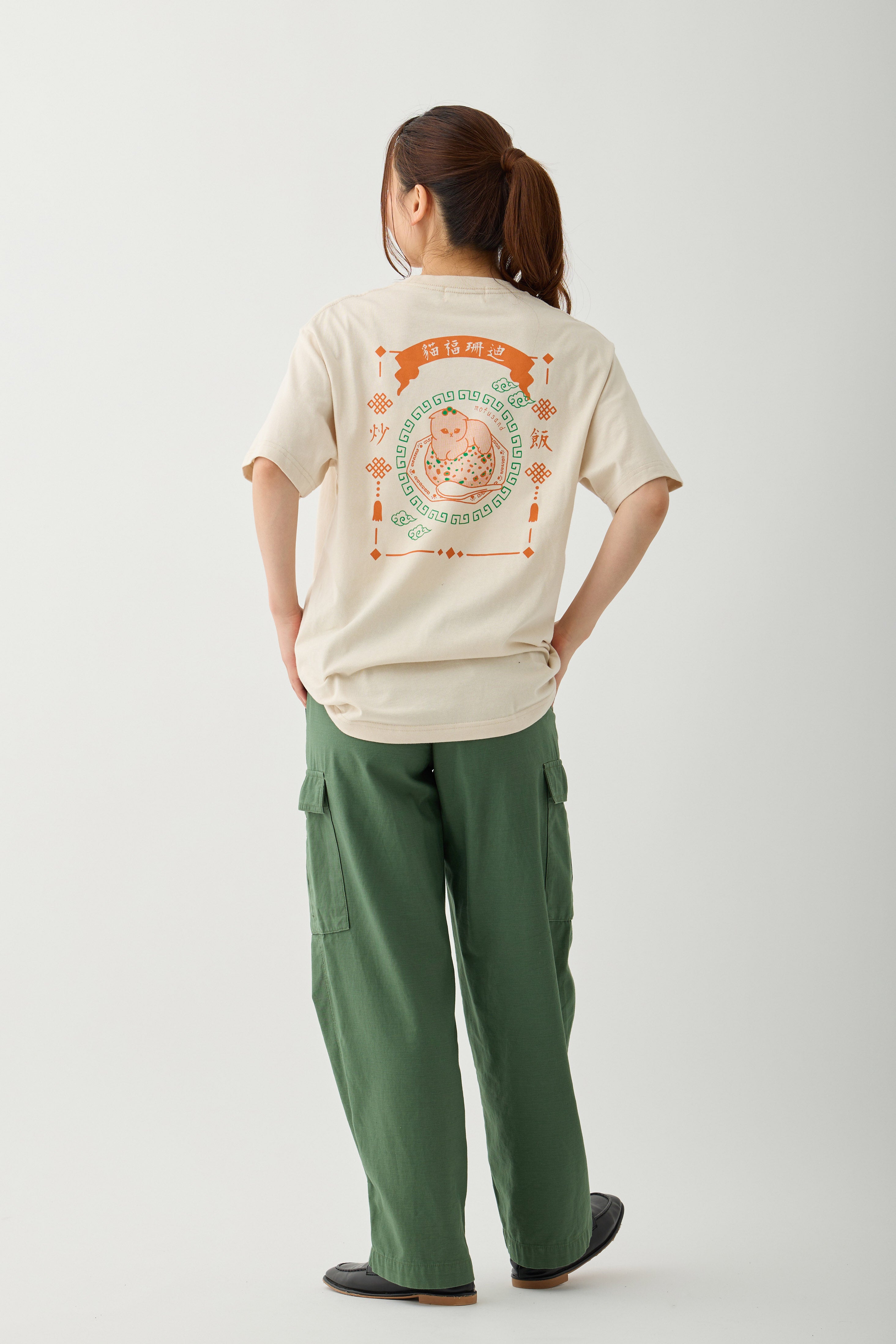 【2BUY10%OFF対象商品】mofusand Tシャツ 中華風 炒飯 ナチュラル