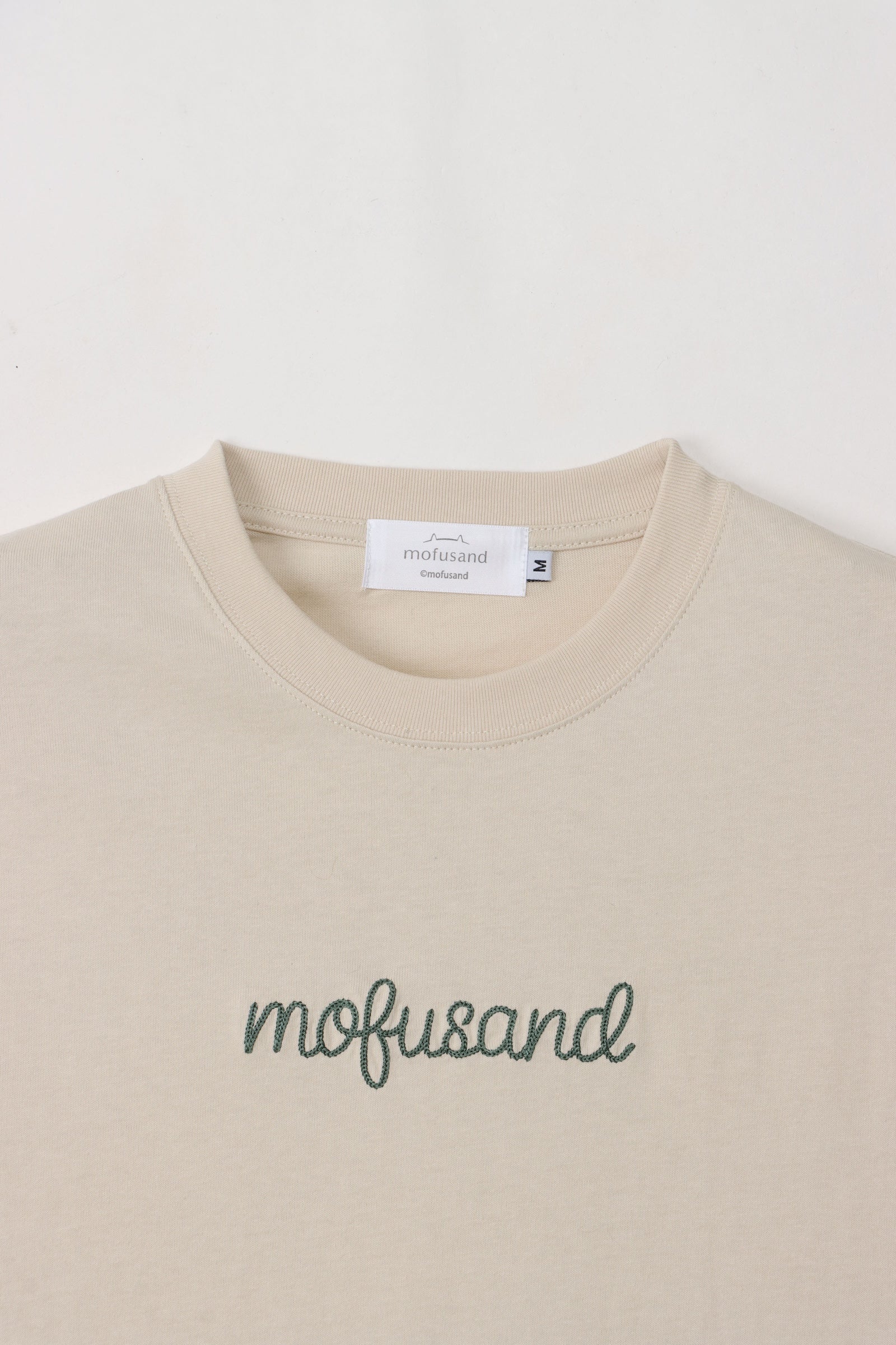 【2BUY10%OFF対象商品】mofusand Tシャツ 毛糸玉 かぷにゃん ナチュラル