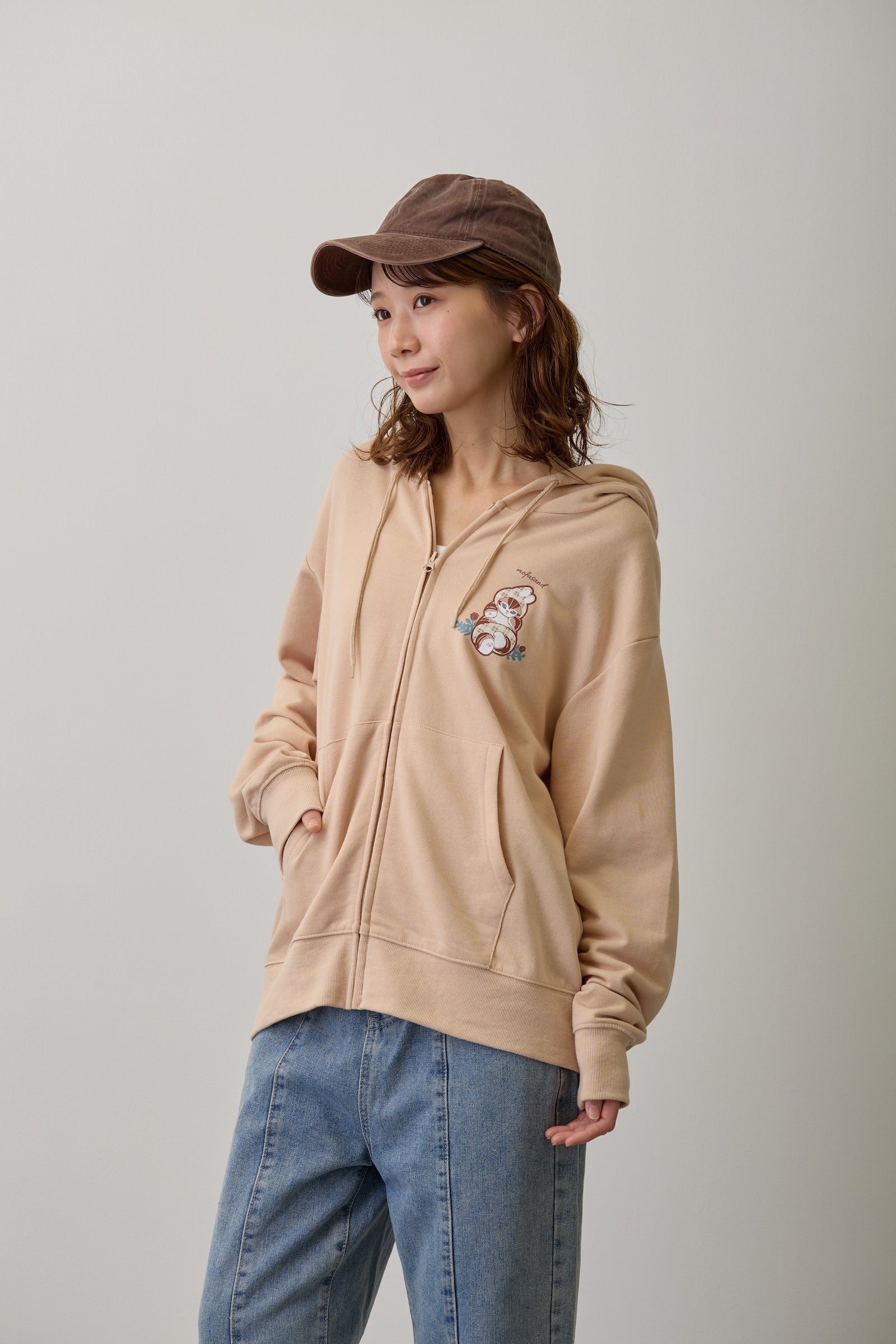 【2BUY10%OFF対象商品】mofusand ZIPパーカー カントリーチェック うさにゃん ナチュラル