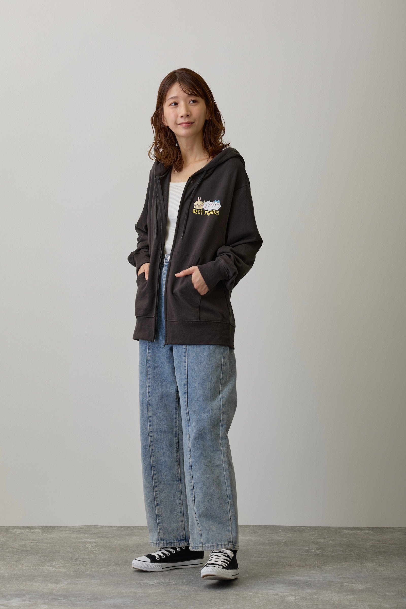 【2BUY10%OFF対象商品】ちいかわ ZIPパーカー 仲良しトリオ スミ