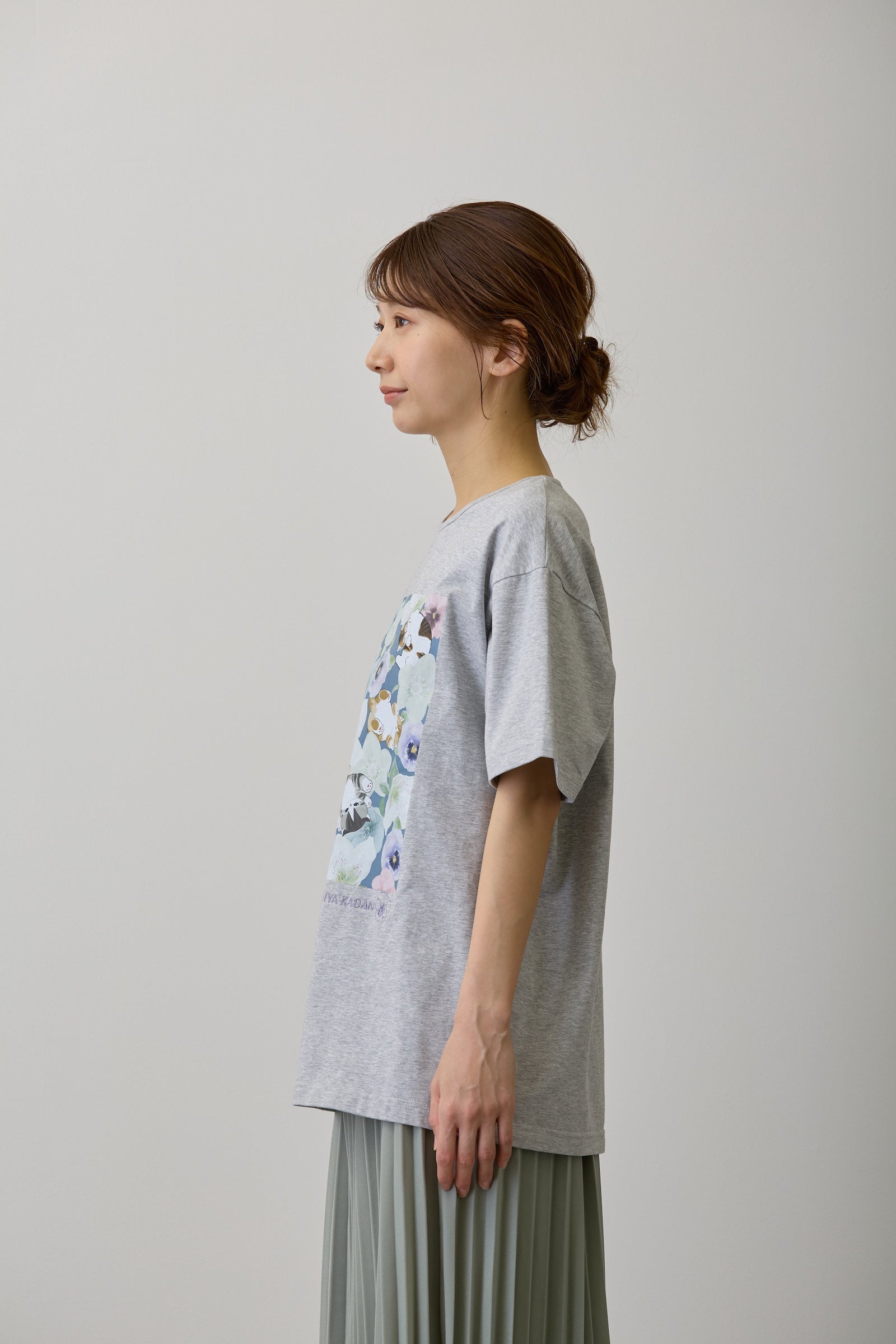 【2BUY10%OFF対象商品】mofusand×日比谷花壇 Tシャツ ウィンターオリジン グレー