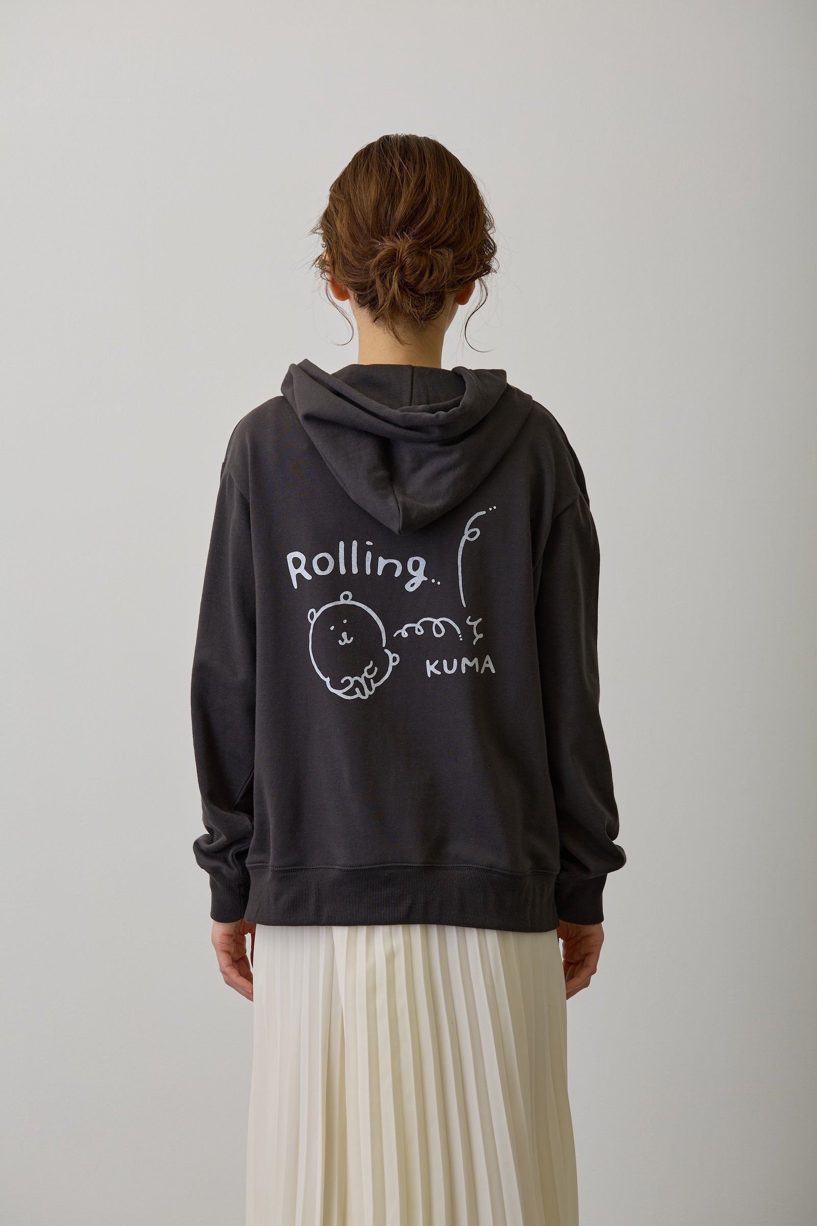 【2BUY10%OFF対象商品】ナガノキャラクターズ ZIPパーカー ローリングくま スミ