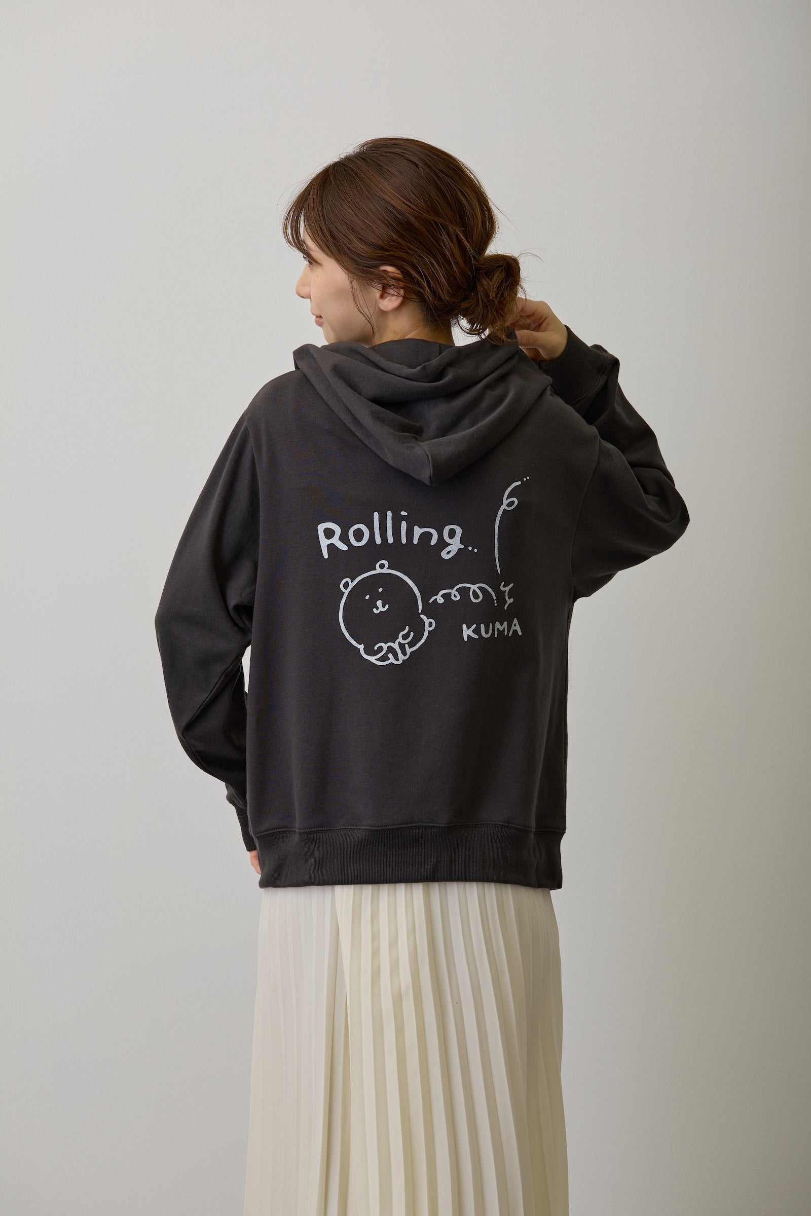 【2BUY10%OFF対象商品】ナガノキャラクターズ ZIPパーカー ローリングくま スミ