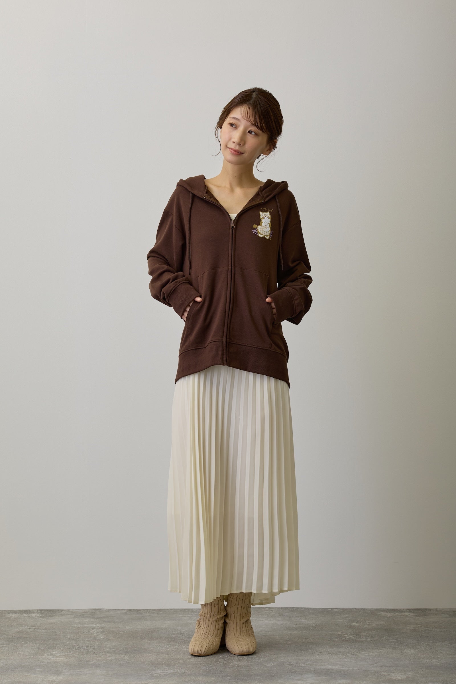 【2BUY10%OFF対象商品】mofusand ZIPパーカー カントリーチェック きつねにゃん ダークブラウン