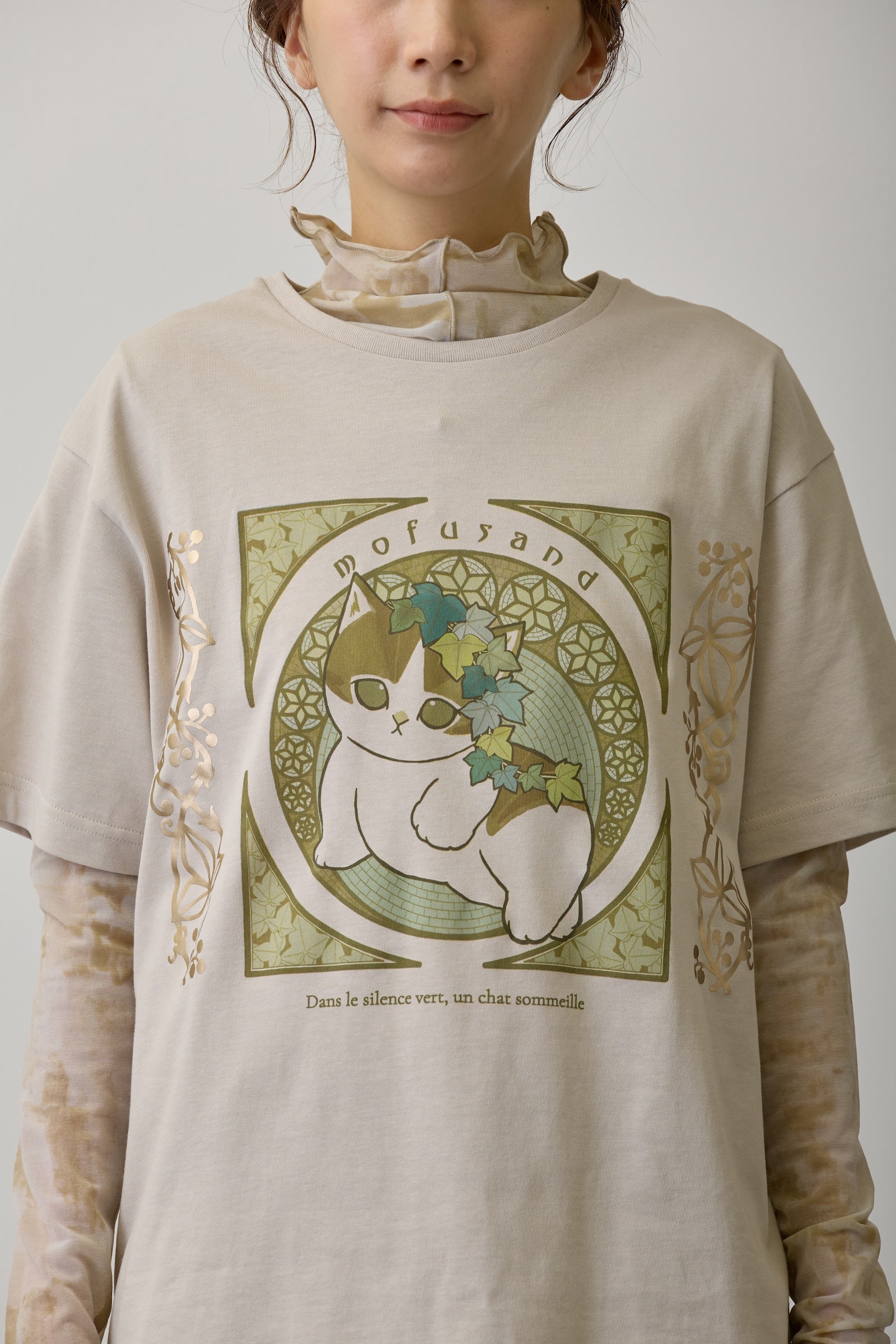 【2BUY10%OFF対象商品】mofusand Tシャツ アールヌーヴォー風 アイビー ナチュラル