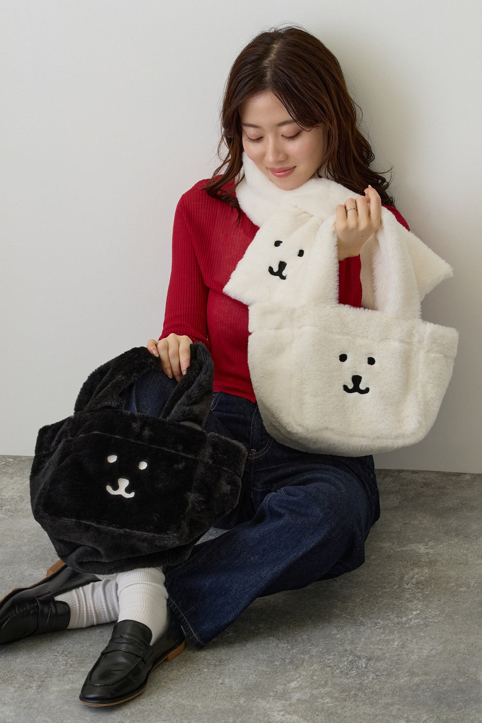 【2BUY10%OFF対象商品】ナガノキャラクターズ ファーマフラー くまフェイス ホワイト ONE