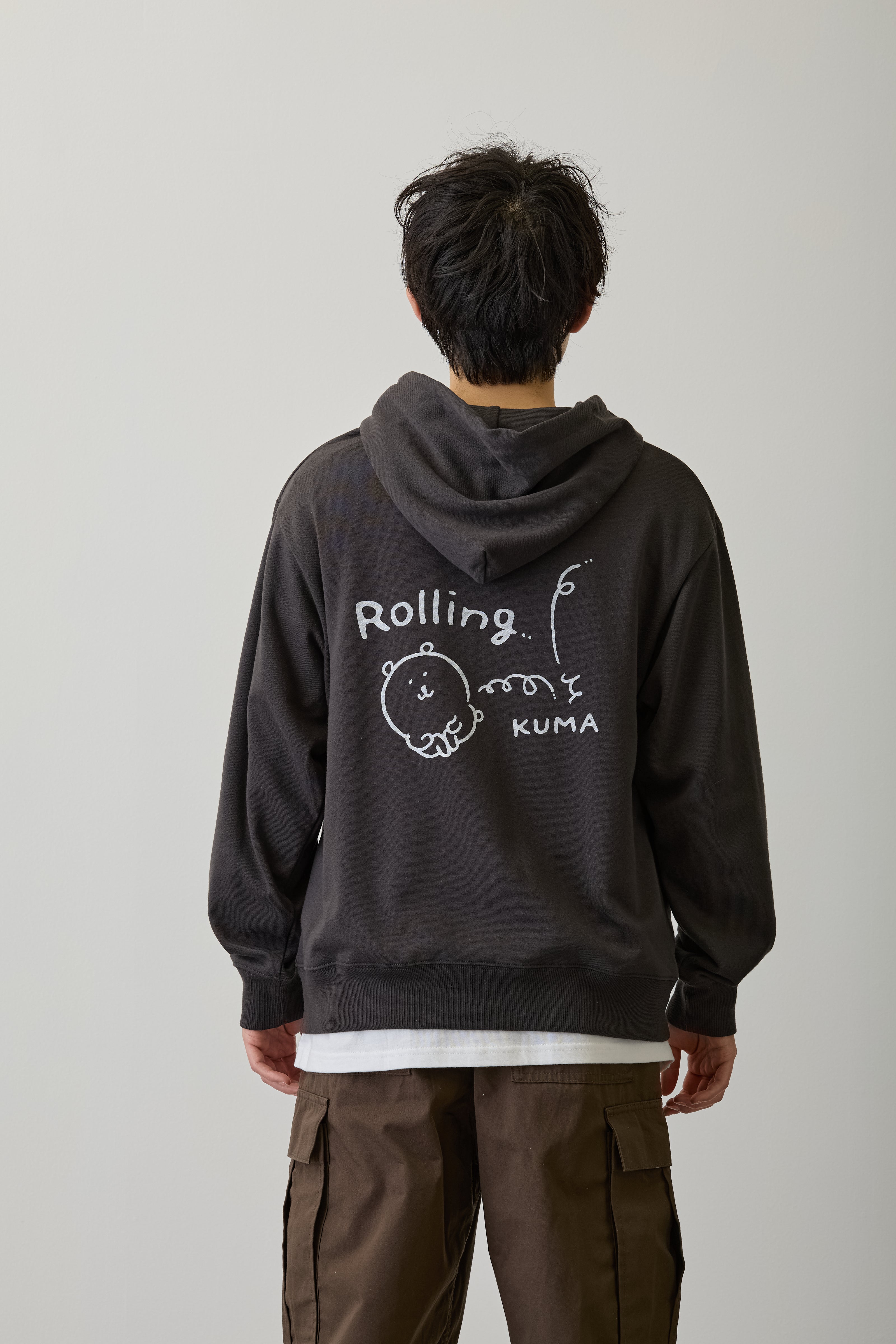 【2BUY10%OFF対象商品】ナガノキャラクターズ ZIPパーカー ローリングくま スミ