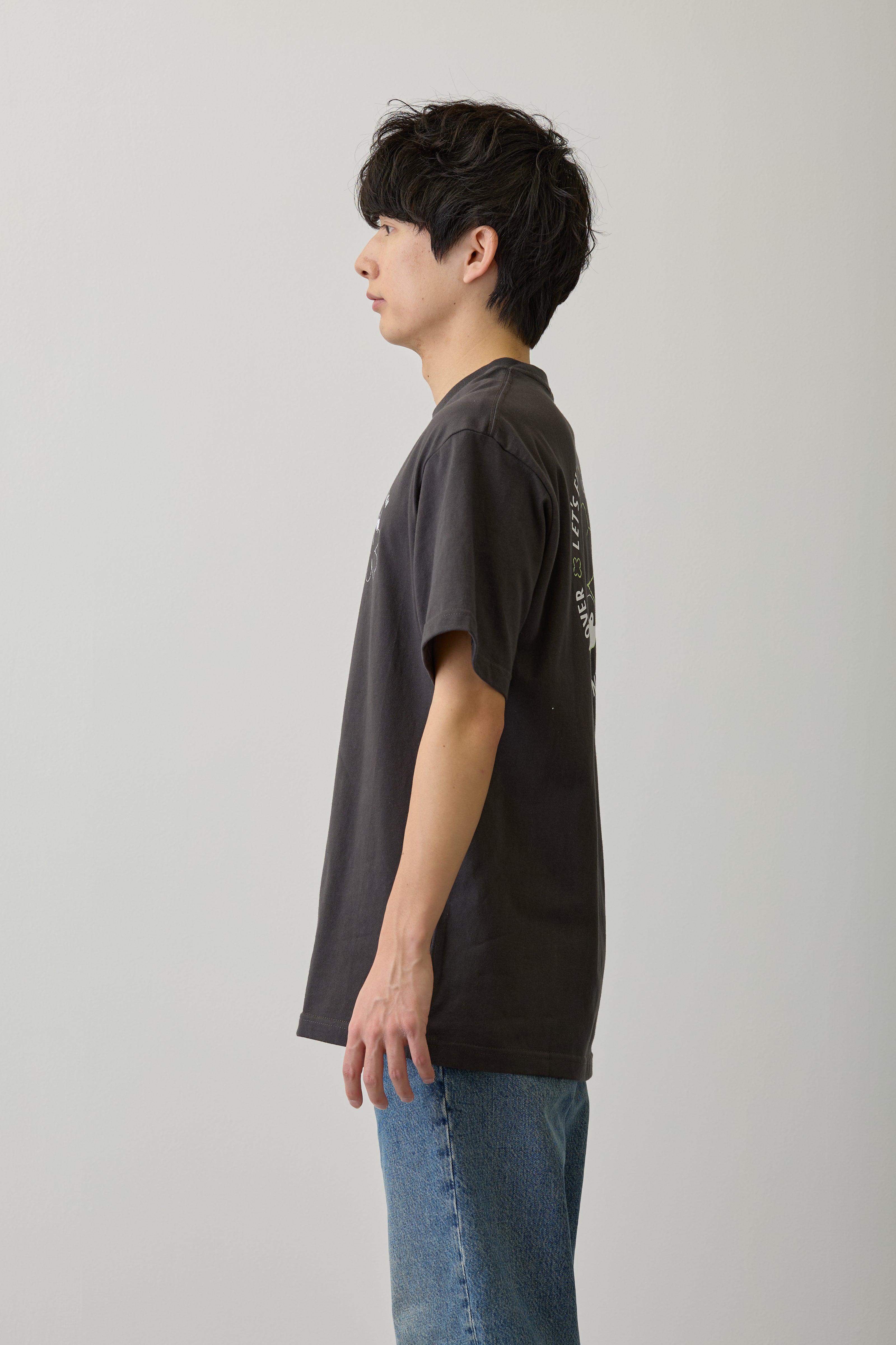 コウペンちゃん Tシャツ クローバー探し スミ