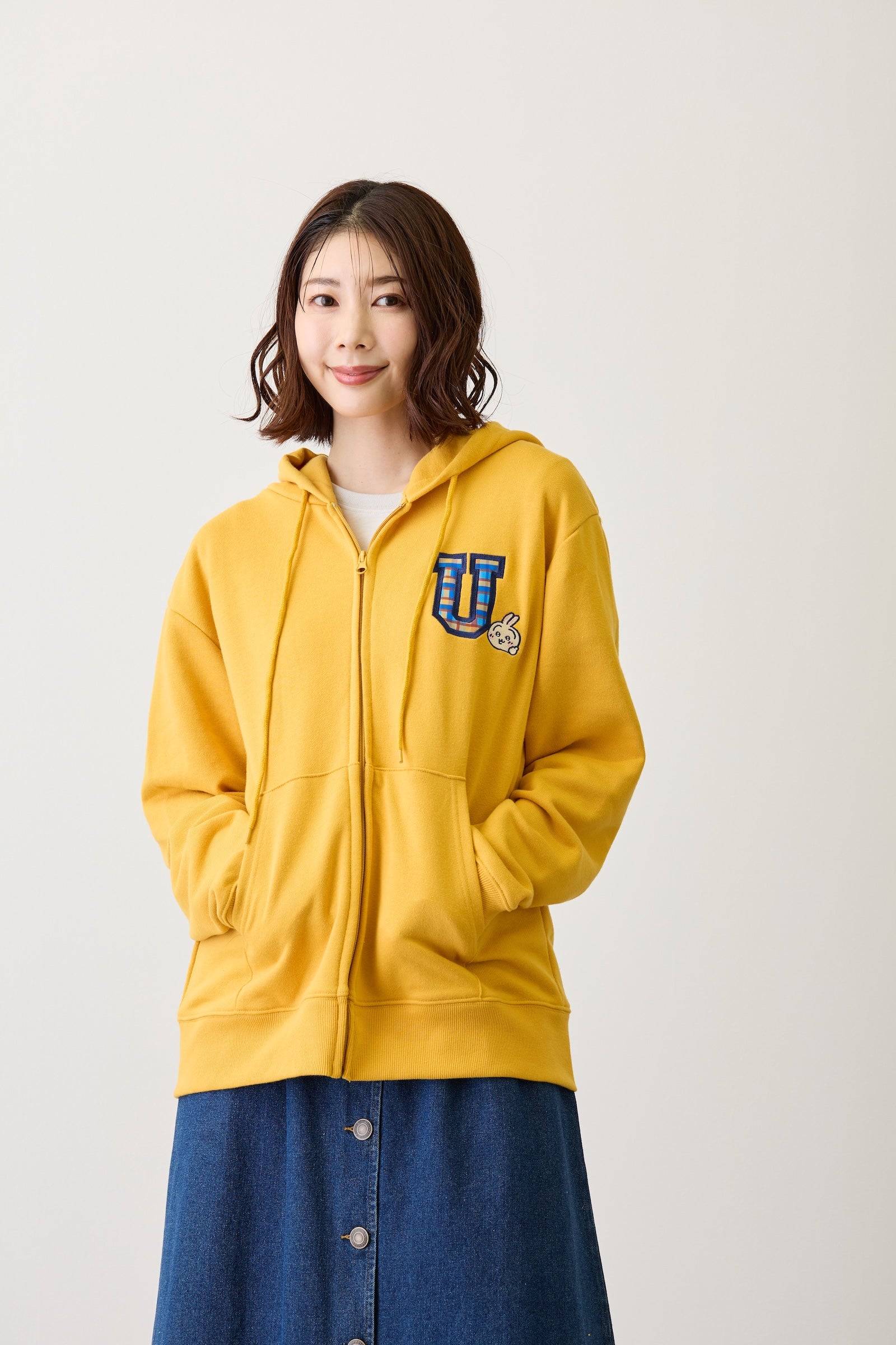 【2BUY10%OFF対象商品】ちいかわ ZIPパーカー GO MY WAY イエロー