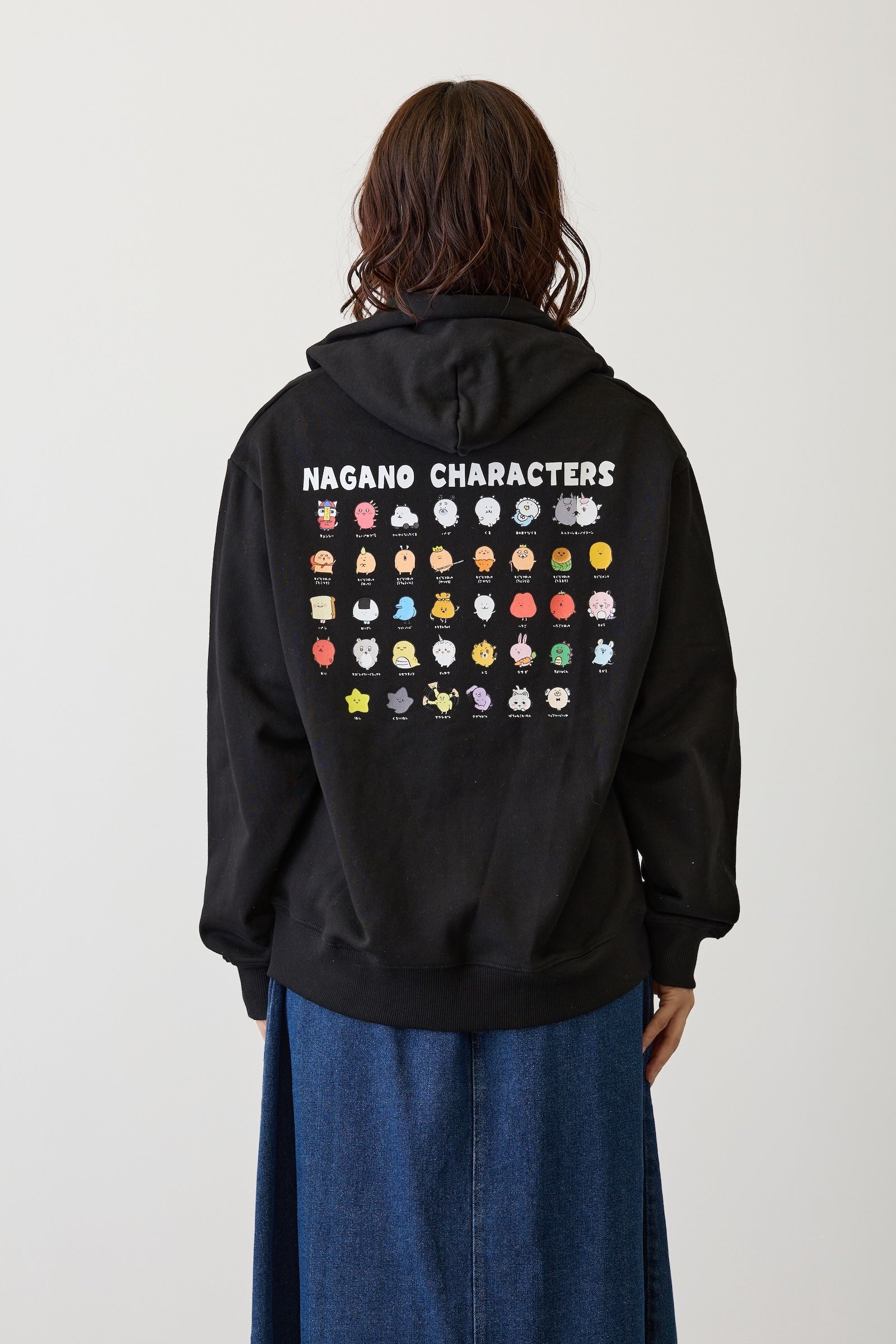 【2BUY10%OFF対象商品】ナガノキャラクターズ ZIPパーカー 集合 ブラック