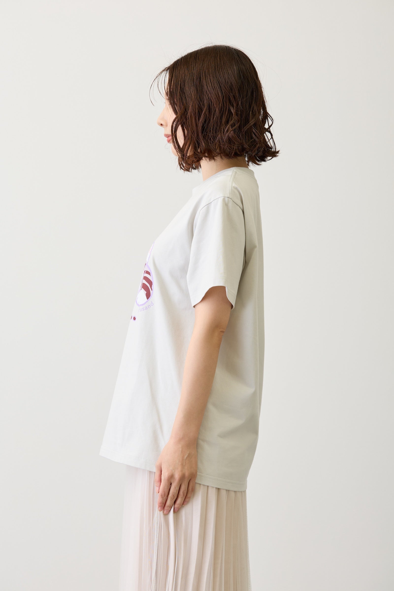 【2BUY10%OFF対象商品】mofusand Tシャツ なにもわるくにゃい 花瓶だいすきにゃん グレー