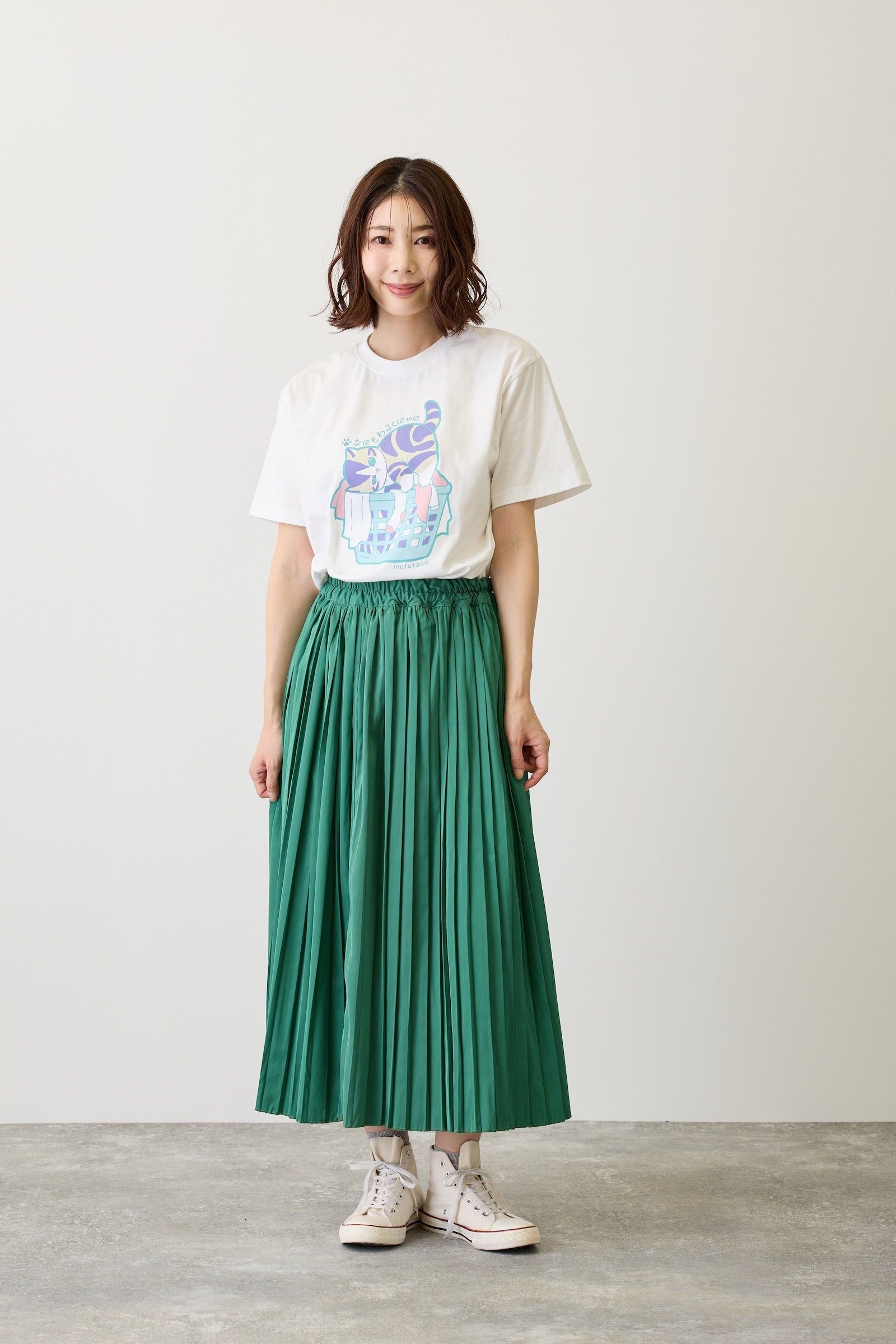 【2BUY10%OFF対象商品】mofusand Tシャツ なにもわるくにゃい 洗濯物だいすきにゃん ホワイト