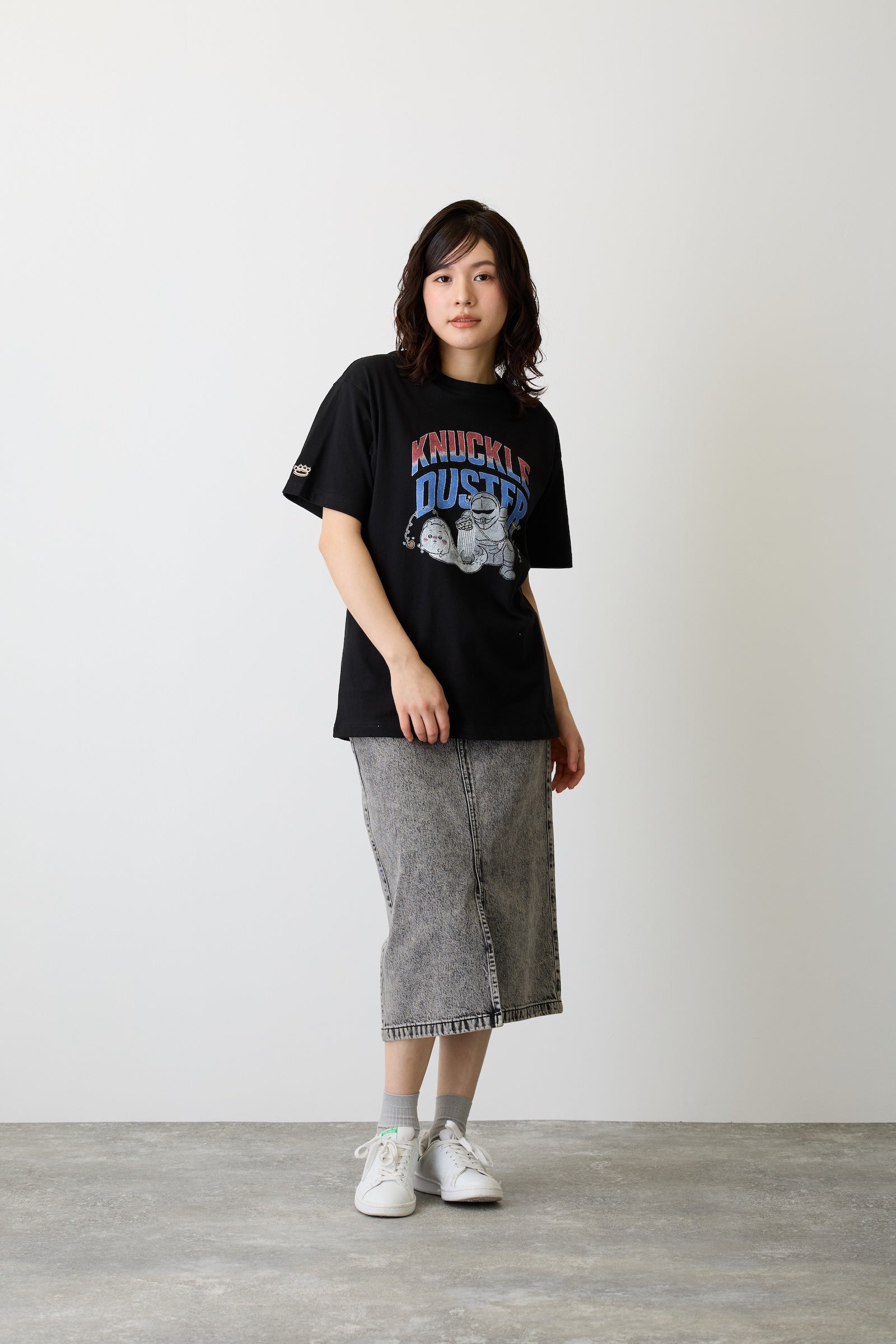 ちいかわ Tシャツ KNUCKLE DUSTER ブラック