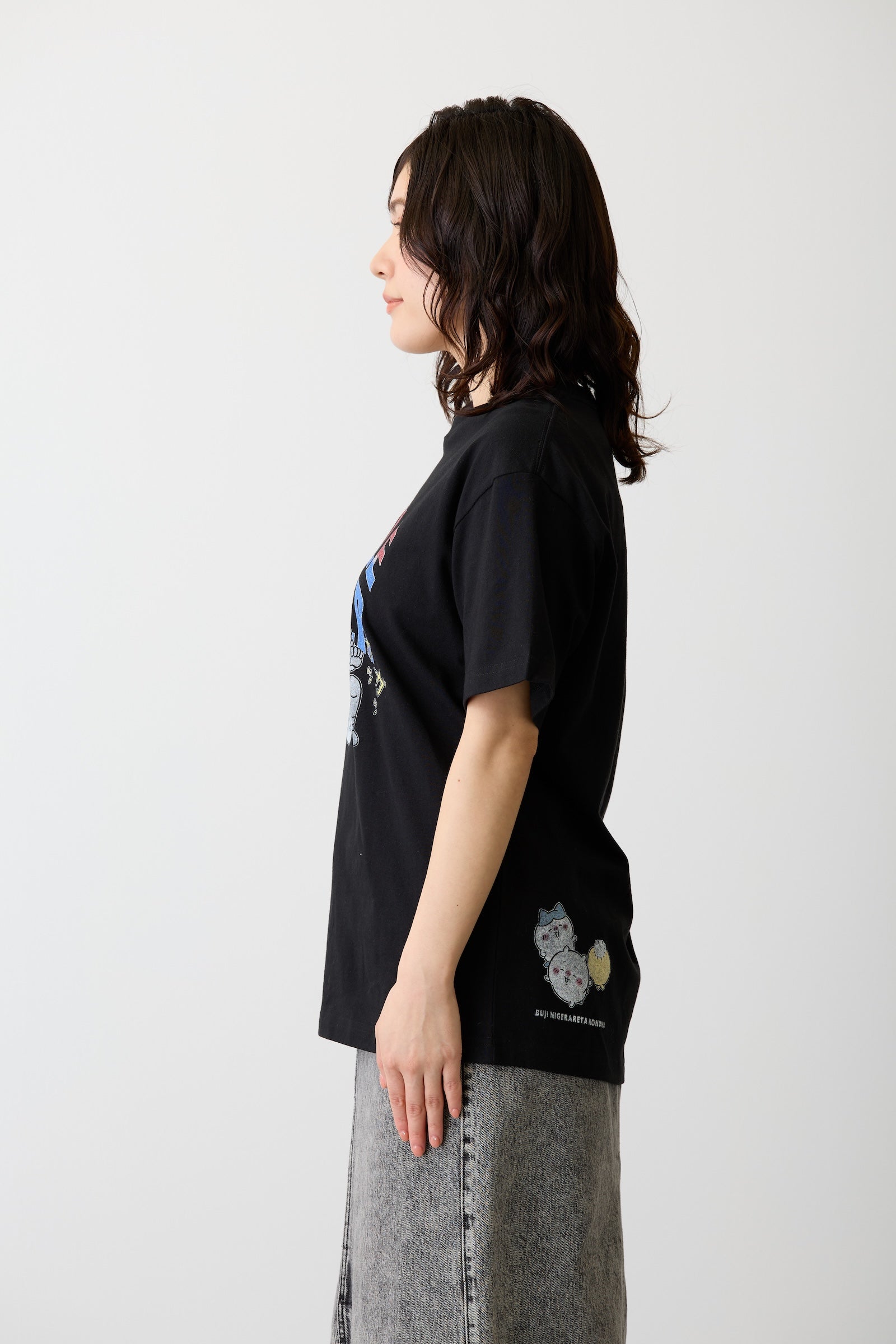 ちいかわ Tシャツ KNUCKLE DUSTER ブラック