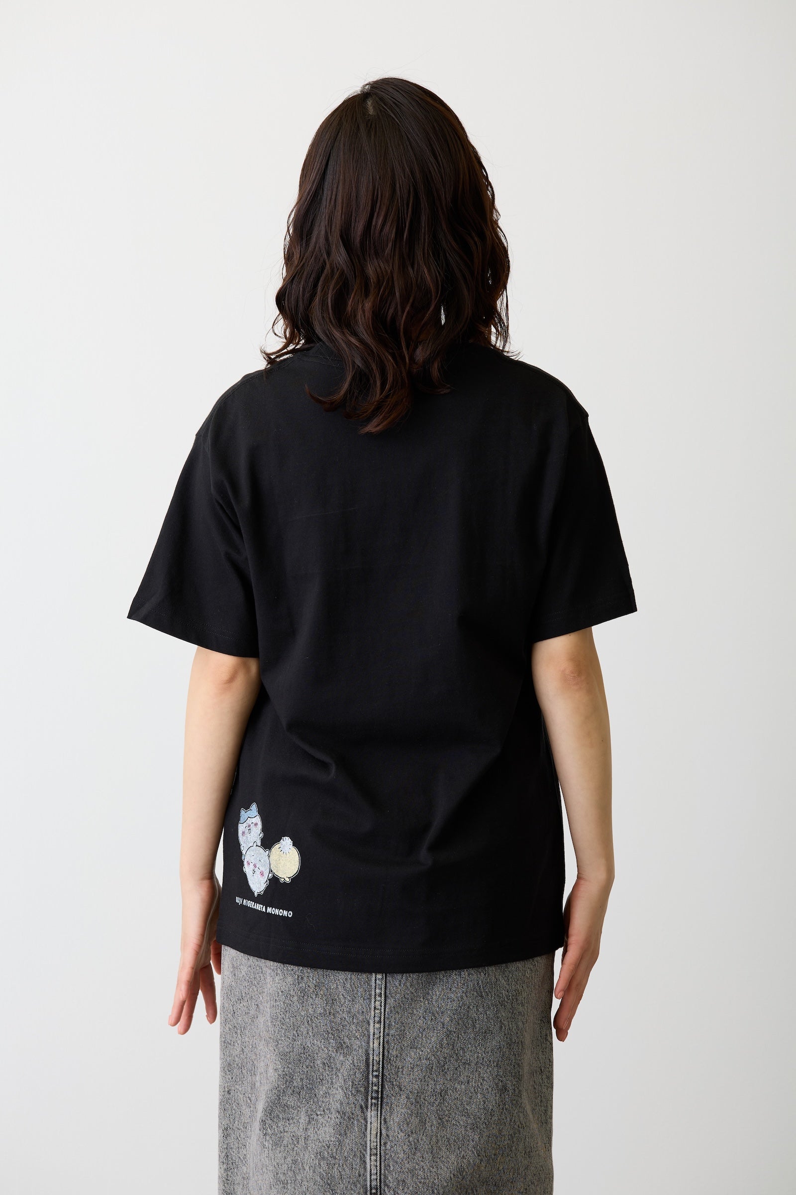 ちいかわ Tシャツ KNUCKLE DUSTER ブラック