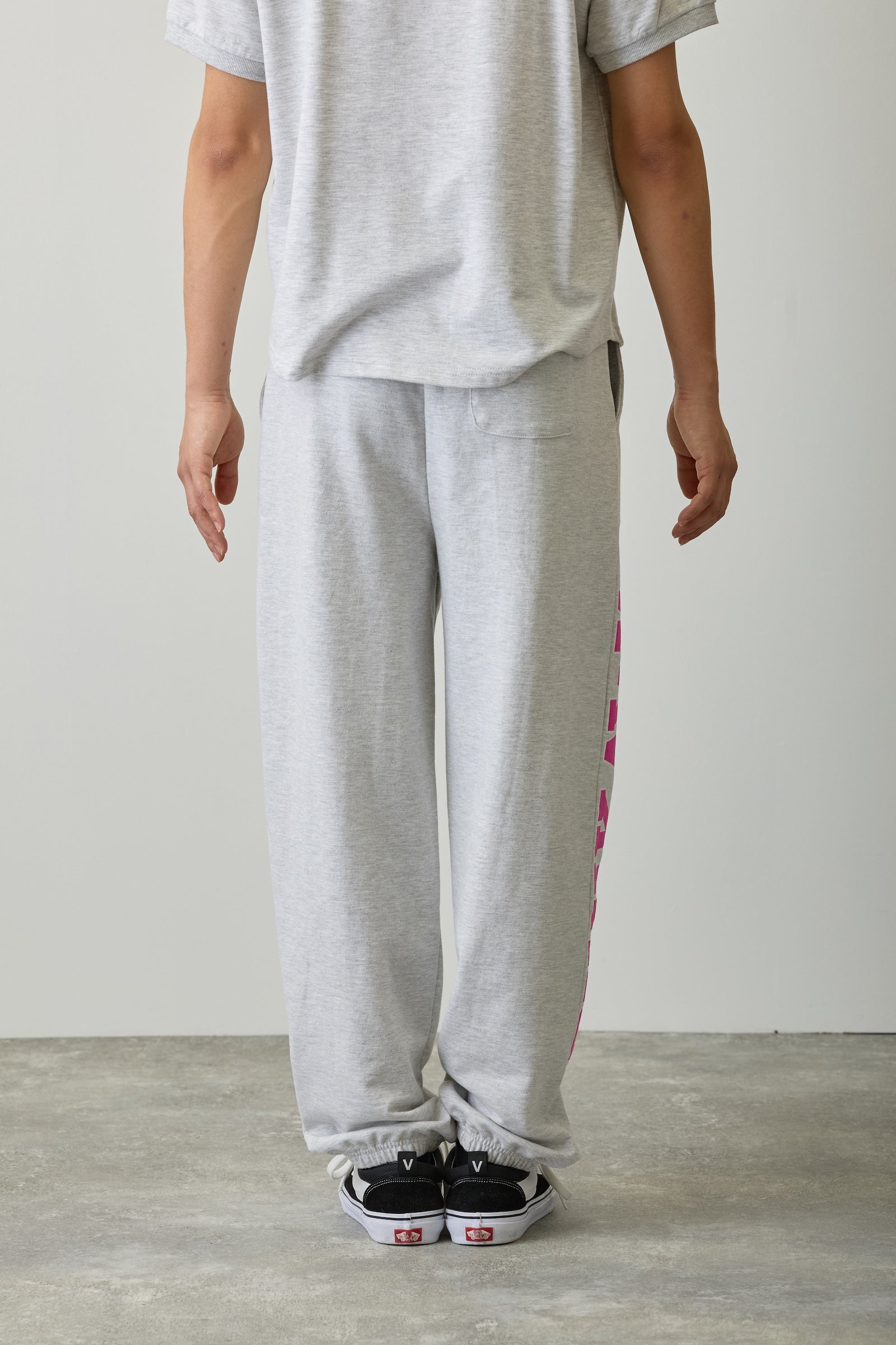 【2BUY10%OFF対象商品】ちいかわ スウェットパンツ ピース ちいかわ 杢グレー