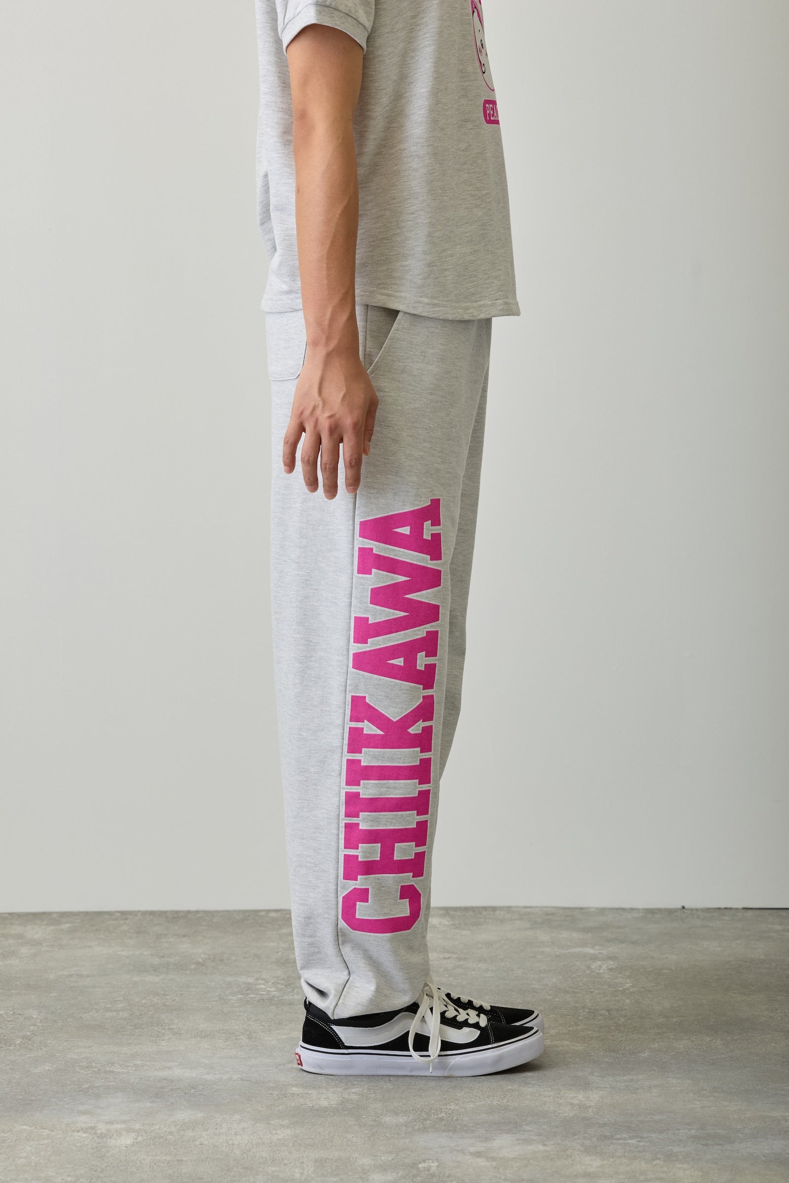 【2BUY10%OFF対象商品】ちいかわ スウェットパンツ ピース ちいかわ 杢グレー