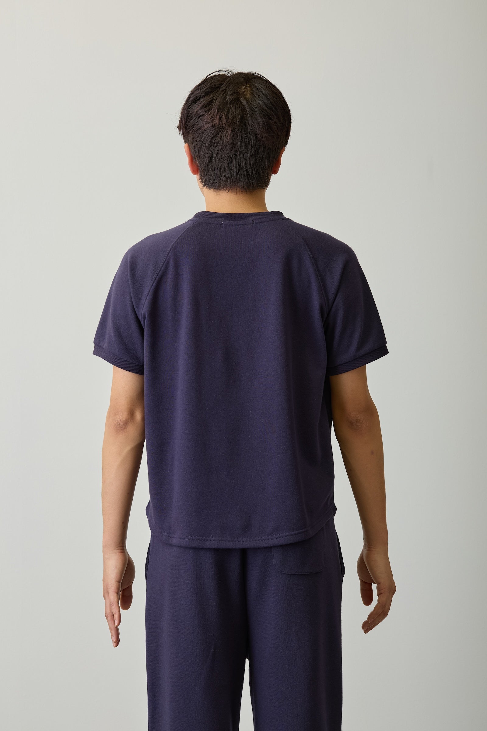 【2BUY10%OFF対象商品】ちいかわ Tシャツ ピース ハチワレ ネイビー