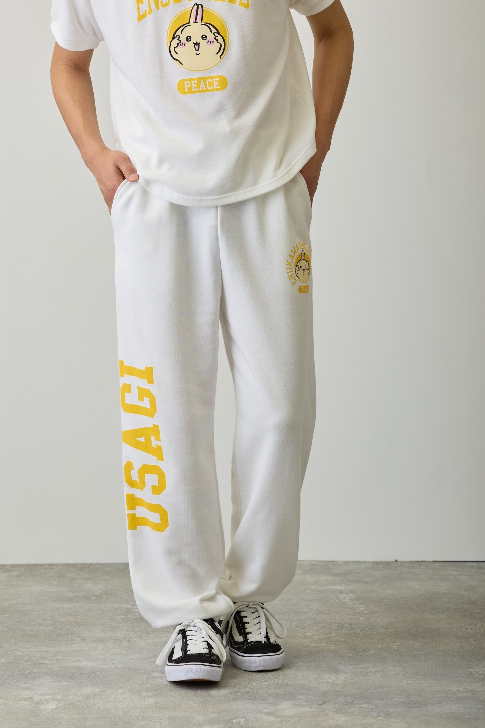 【2BUY10%OFF対象商品】ちいかわ スウェットパンツ ピース うさぎ ホワイト