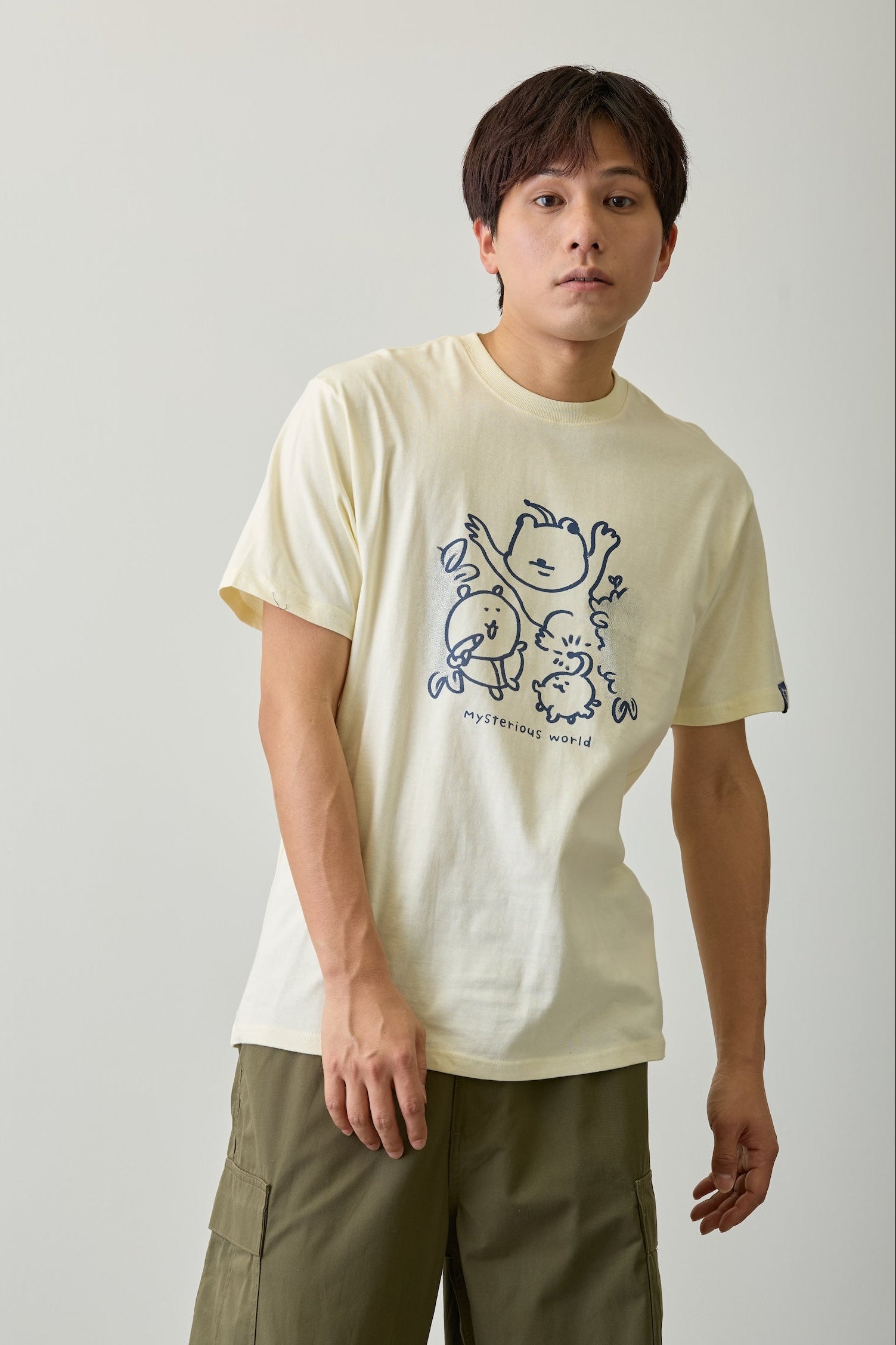 ナガノキャラクターズ Tシャツ 不思議な世界 クリーム