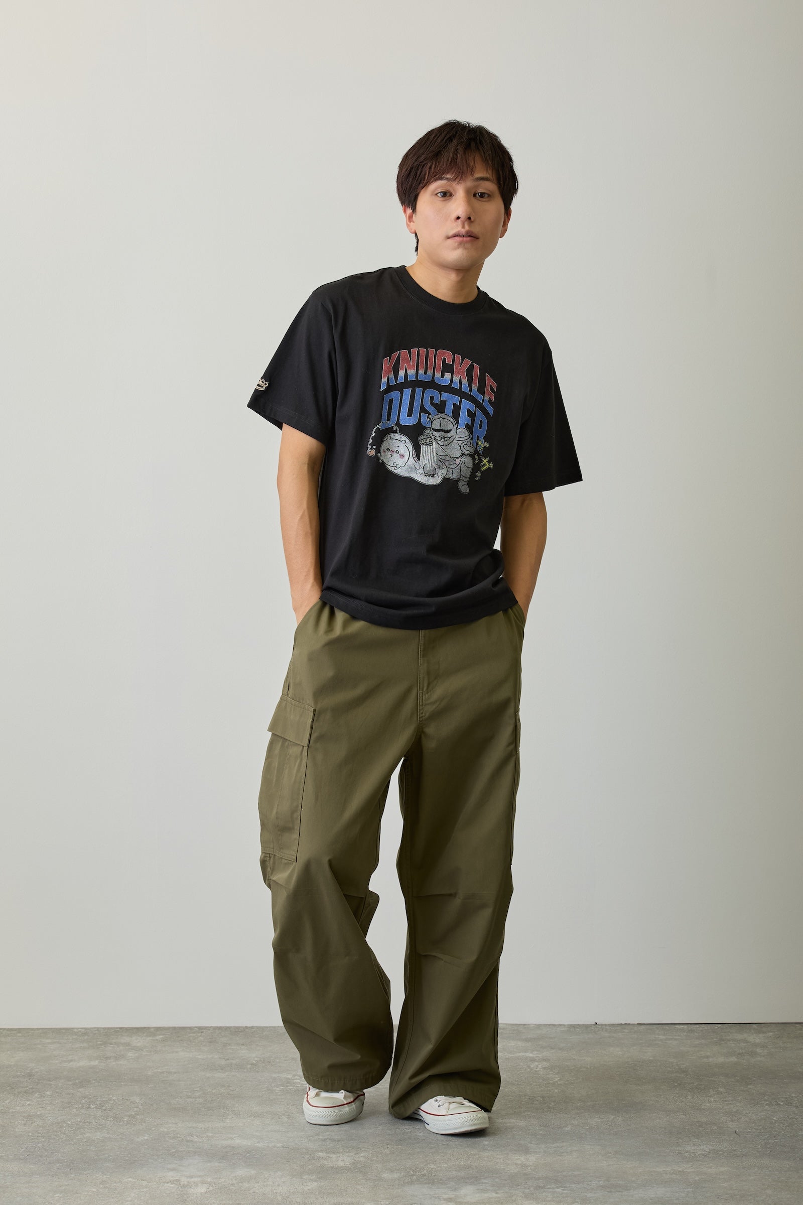 ちいかわ Tシャツ KNUCKLE DUSTER ブラック