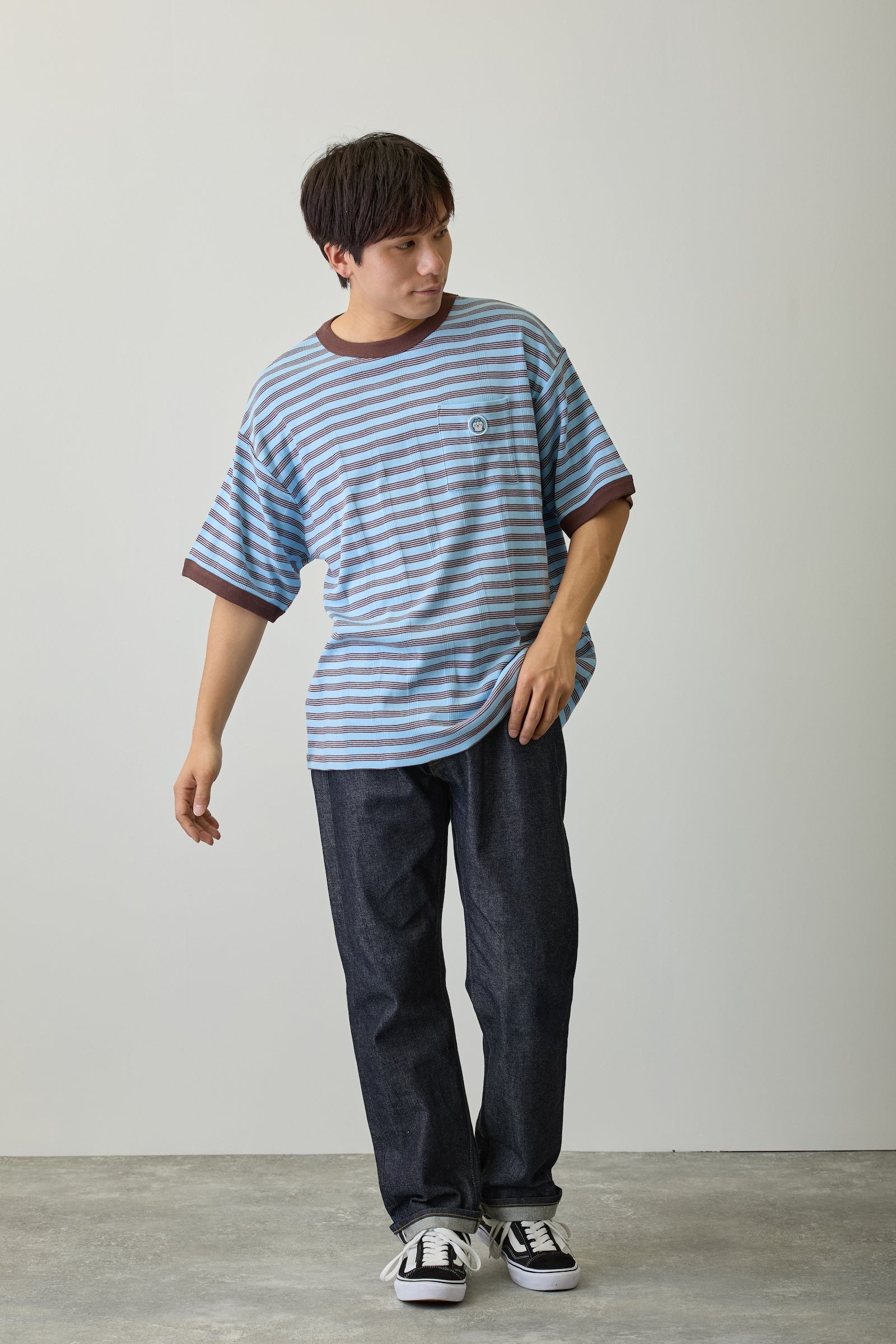 【2BUY10%OFF対象商品】ちいかわ ビッグシルエットポケットTシャツ Robert P.Miller×Talking ハチワレ BLUEBERRY