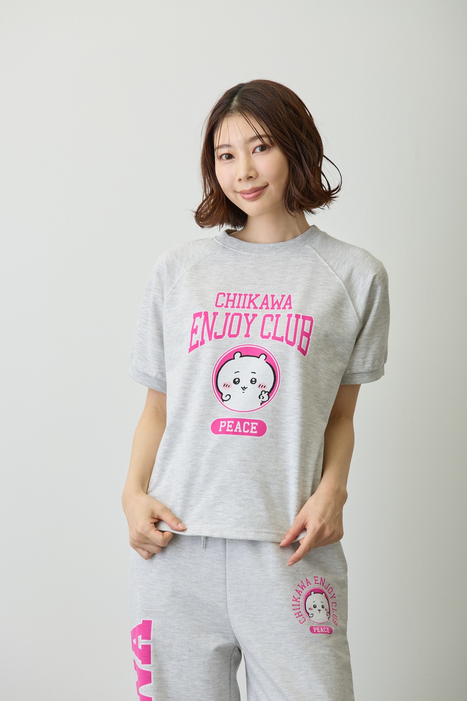 【2BUY10%OFF対象商品】ちいかわ Tシャツ ピース ちいかわ 杢グレー