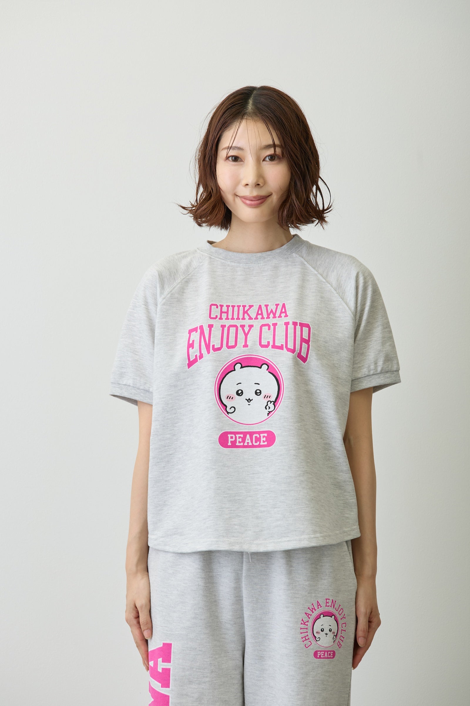 【2BUY10%OFF対象商品】ちいかわ Tシャツ ピース ちいかわ 杢グレー