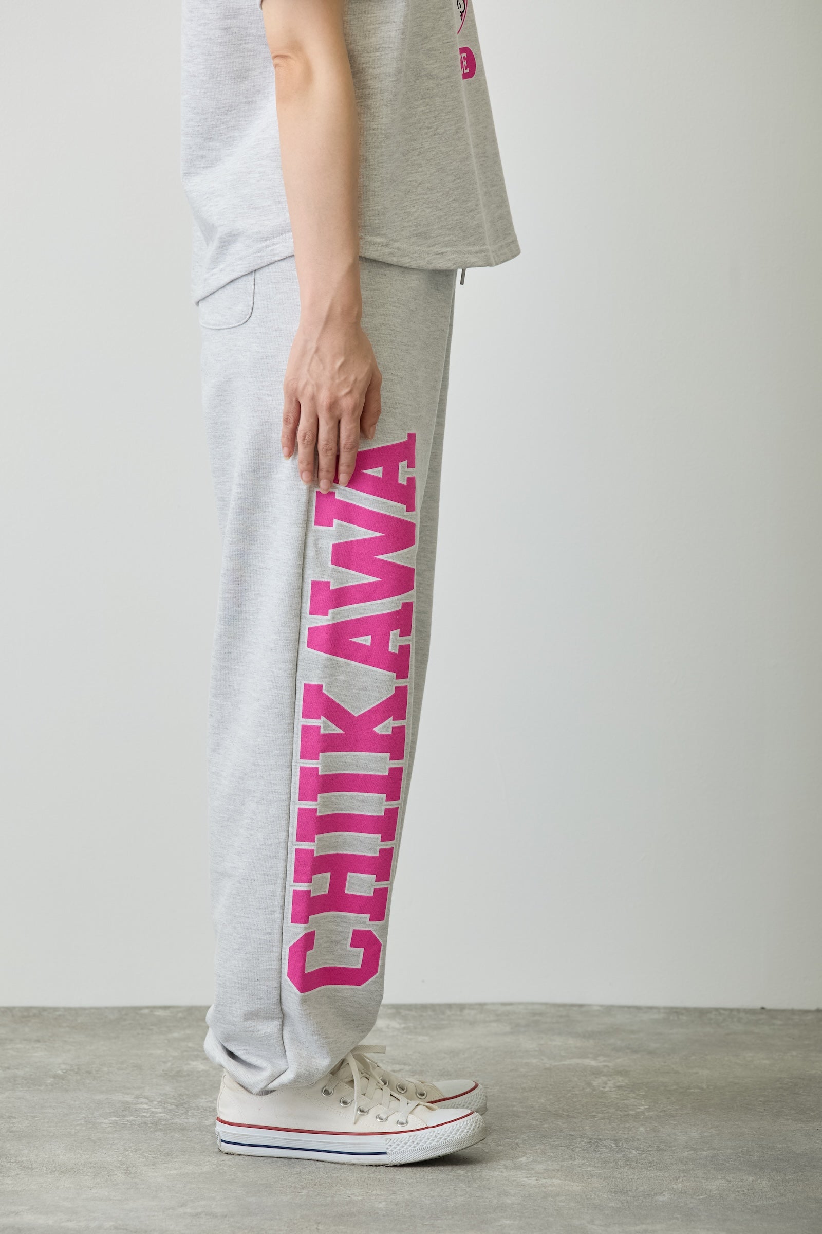 【2BUY10%OFF対象商品】ちいかわ スウェットパンツ ピース ちいかわ 杢グレー