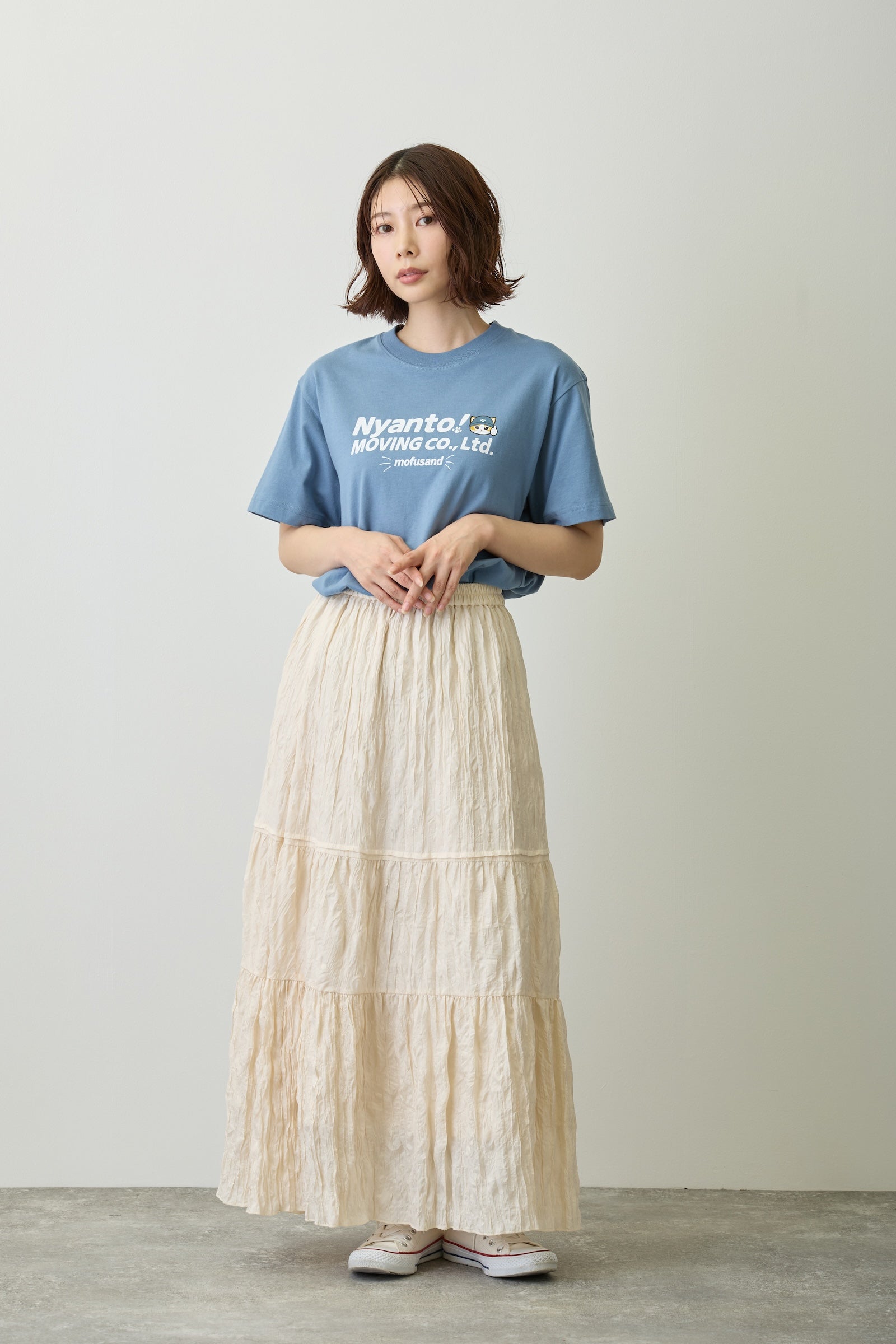 【2BUY10%OFF対象商品】mofusand Tシャツ ニャント!引越センター スタッフ ブルー