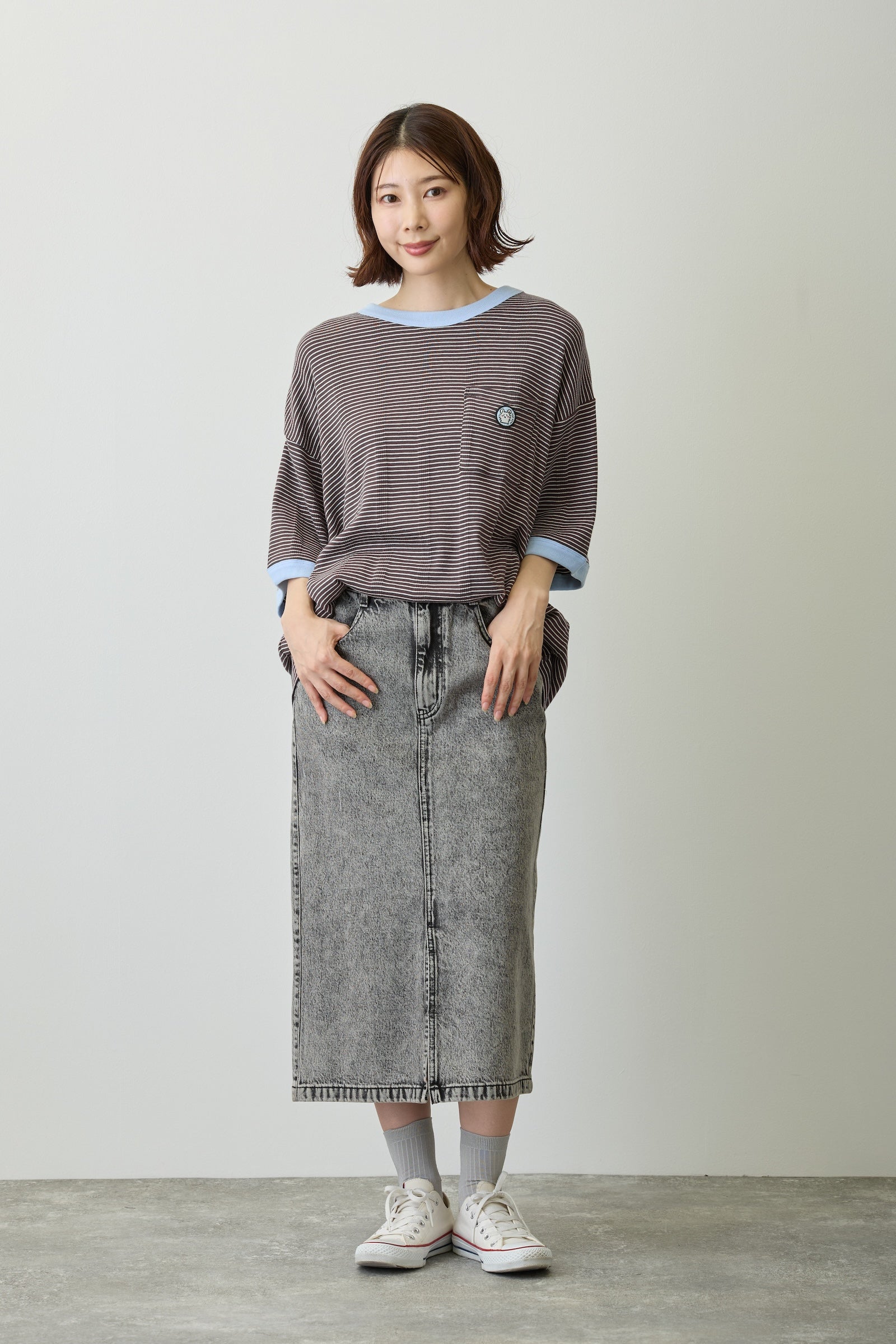 【2BUY10%OFF対象商品】ちいかわ ビッグシルエットポケットTシャツ Robert P.Miller×Talking モモンガ COFFEE