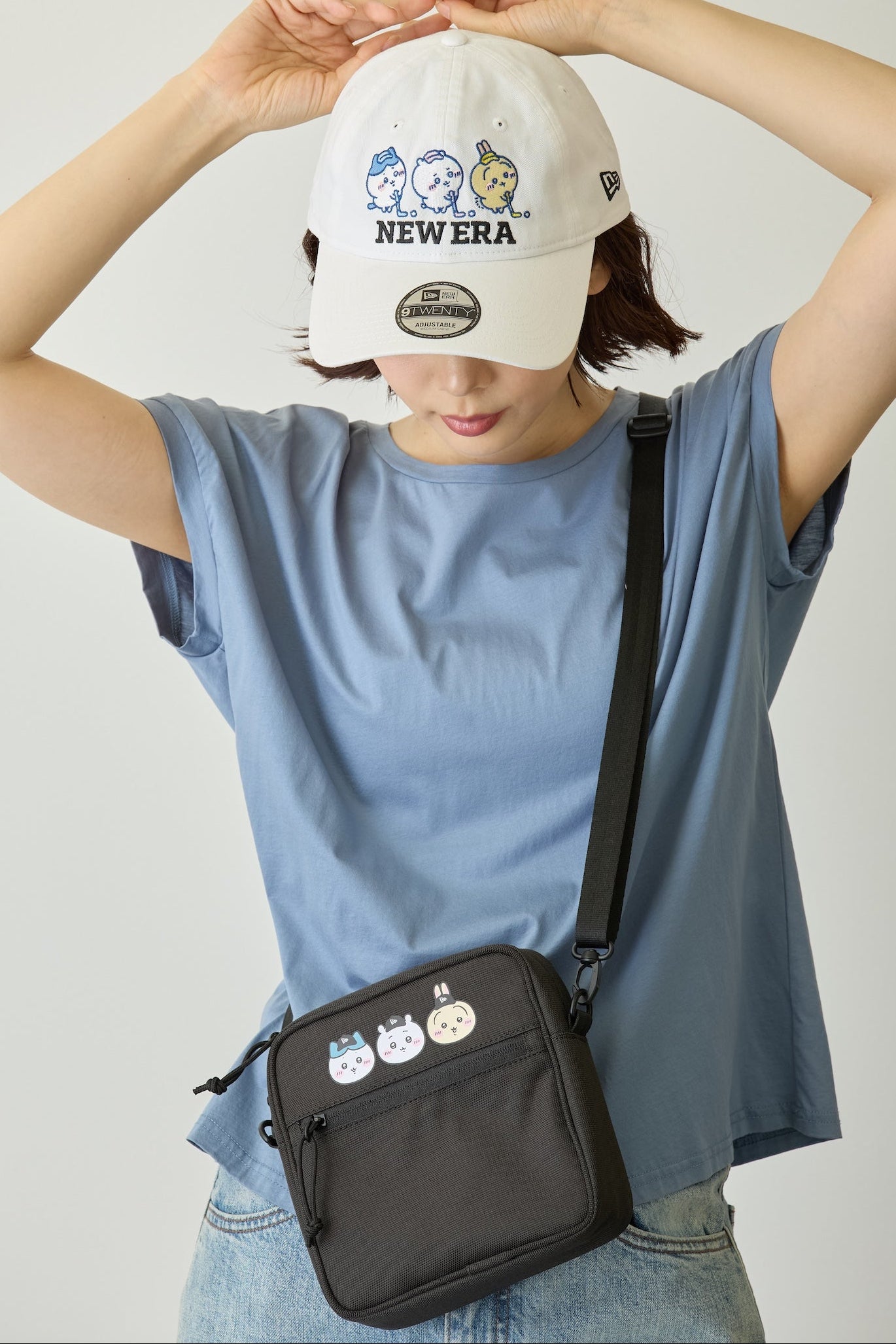 【2BUY10%OFF対象商品】スクエアショルダーポーチ 1.5L ちいかわ / ちいかわ・ハチワレ・うさぎ ブラック