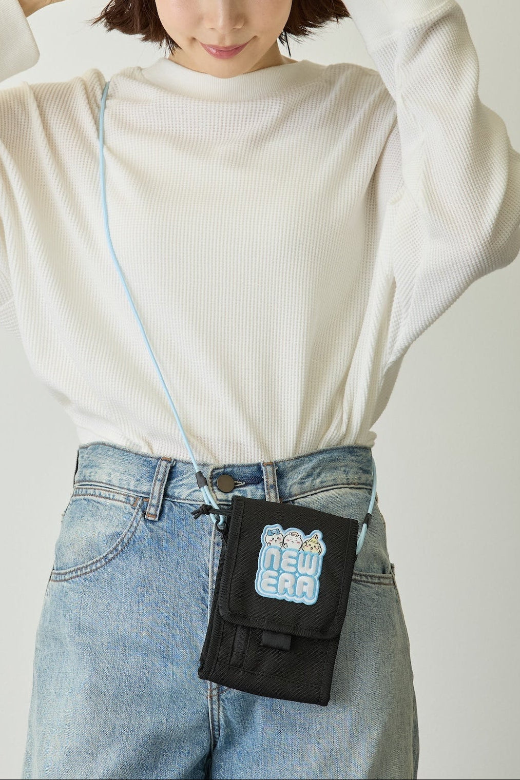 スクエアネックポーチ 0.5L ちいかわ / ちいかわ・ハチワレ・うさぎ ブラック