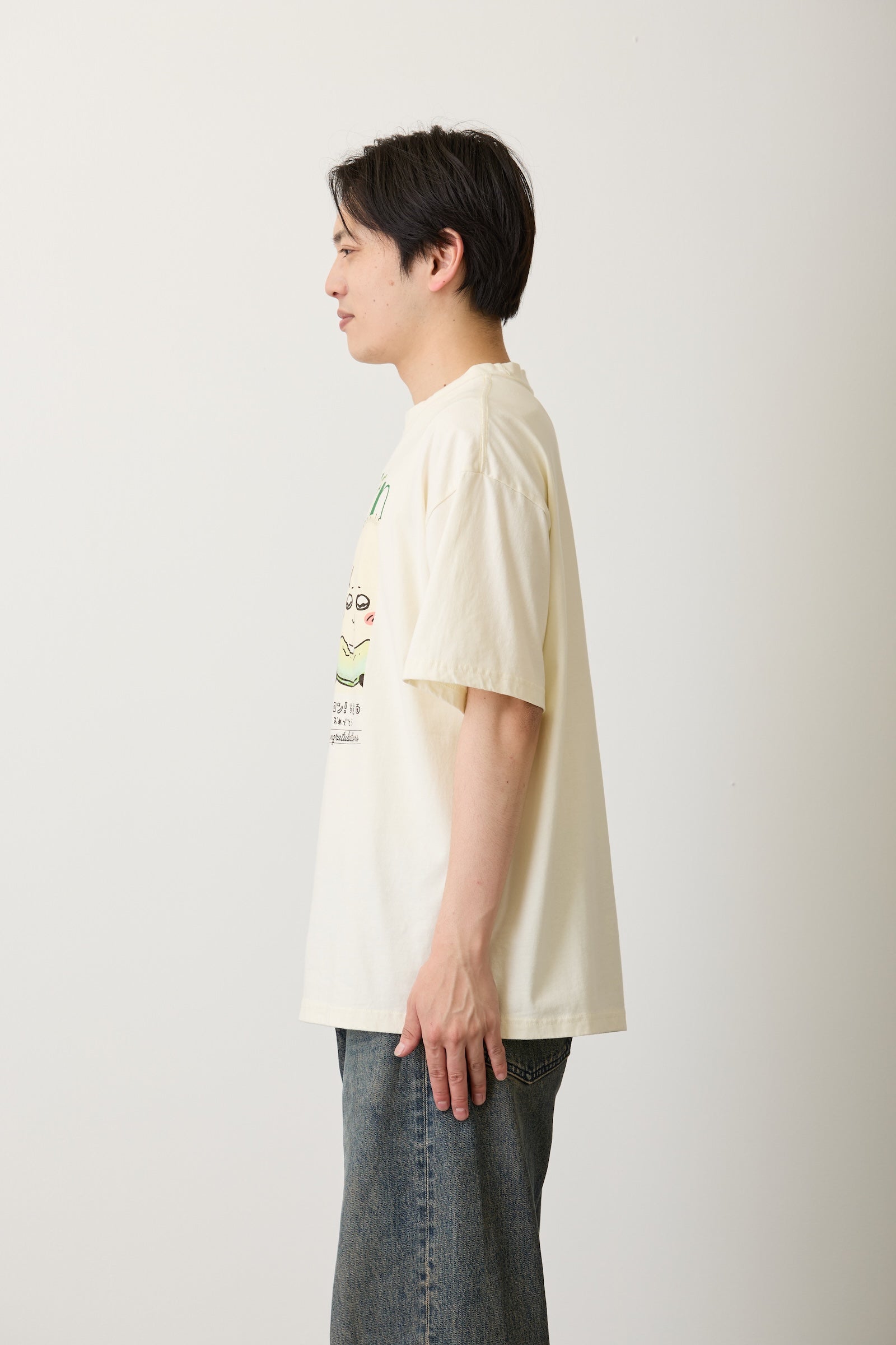 ちいかわ Tシャツ メロン クリーム