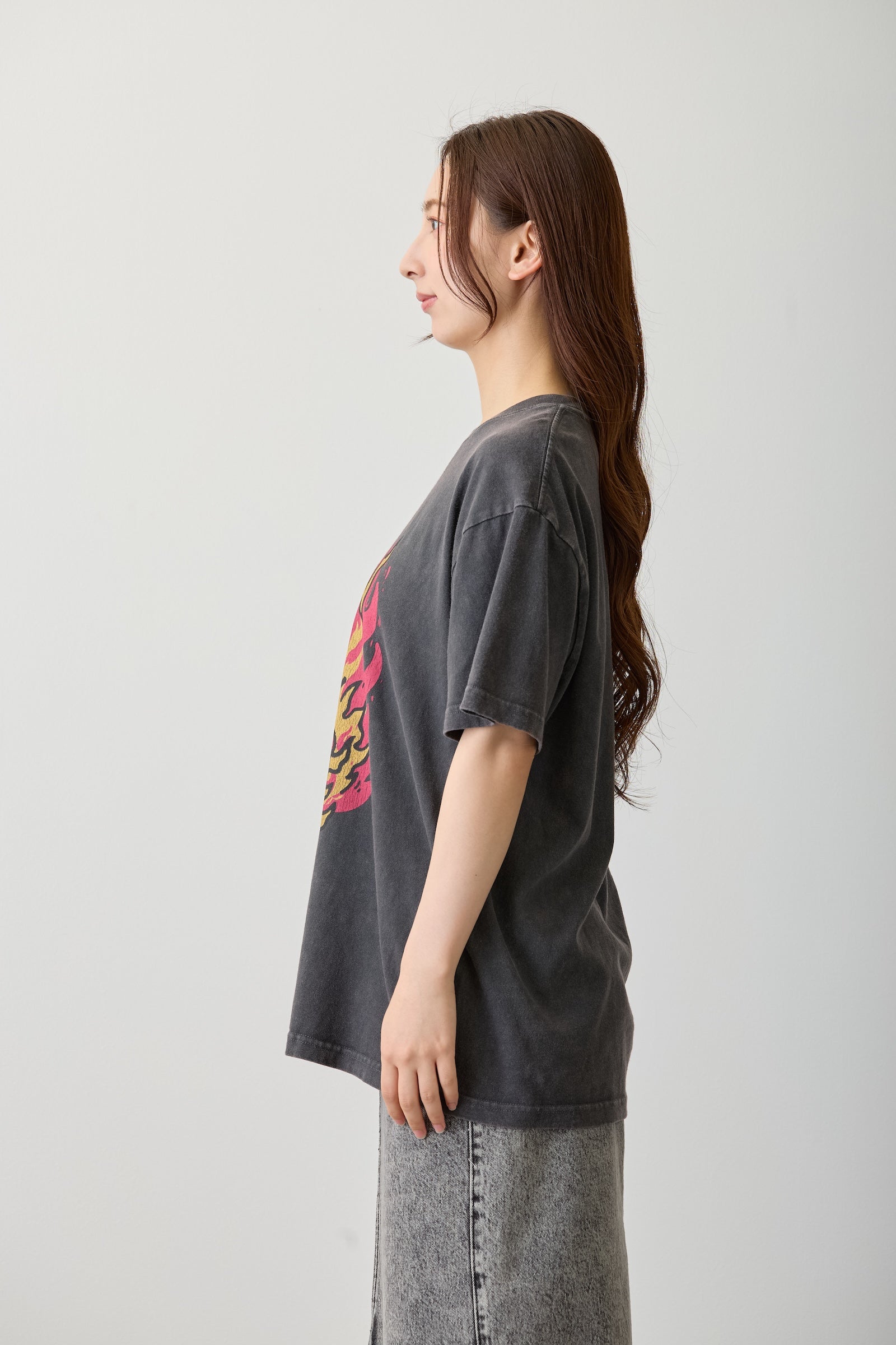 【7月中旬以降お届け】ホワイトタイガーとブラックタイガー Tシャツ ブラックタイガー BONFIRE スミ