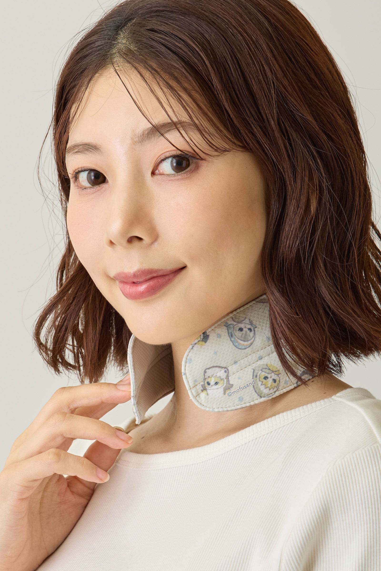 mofusand ネッククーラー サメにゃんだらけ ナチュラル ONE