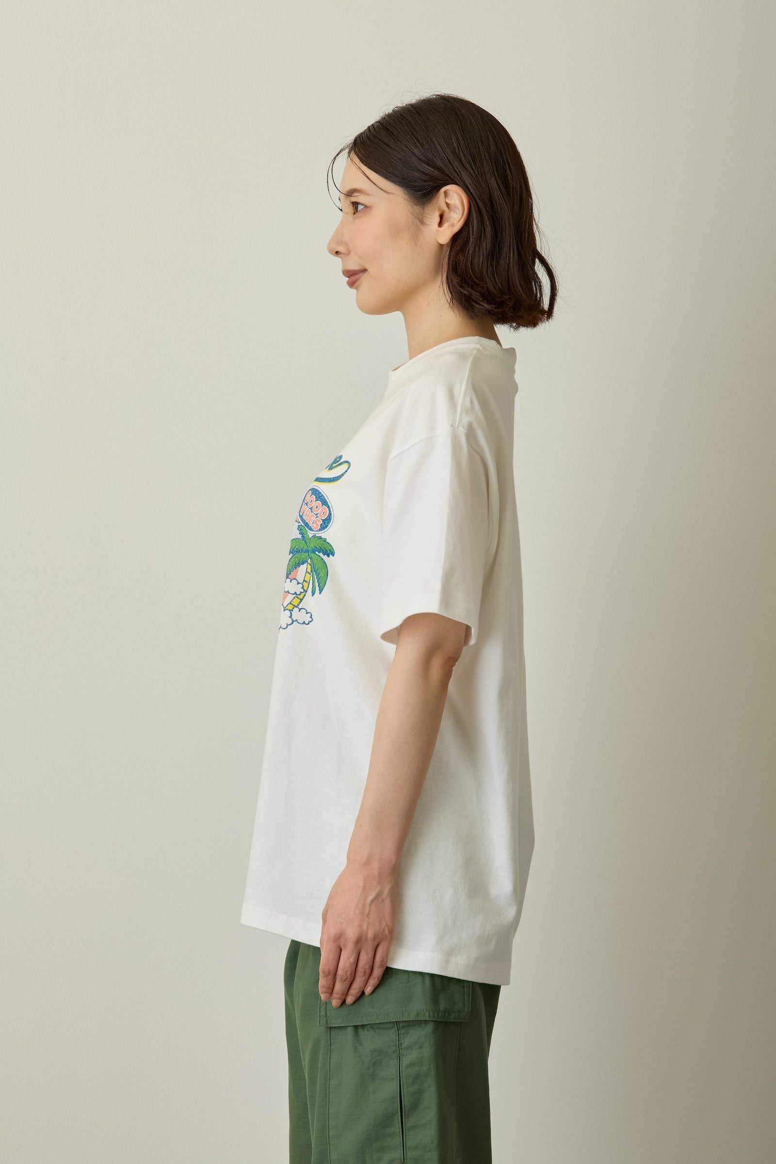 ちいかわ Tシャツ サマードライブ オフホワイト