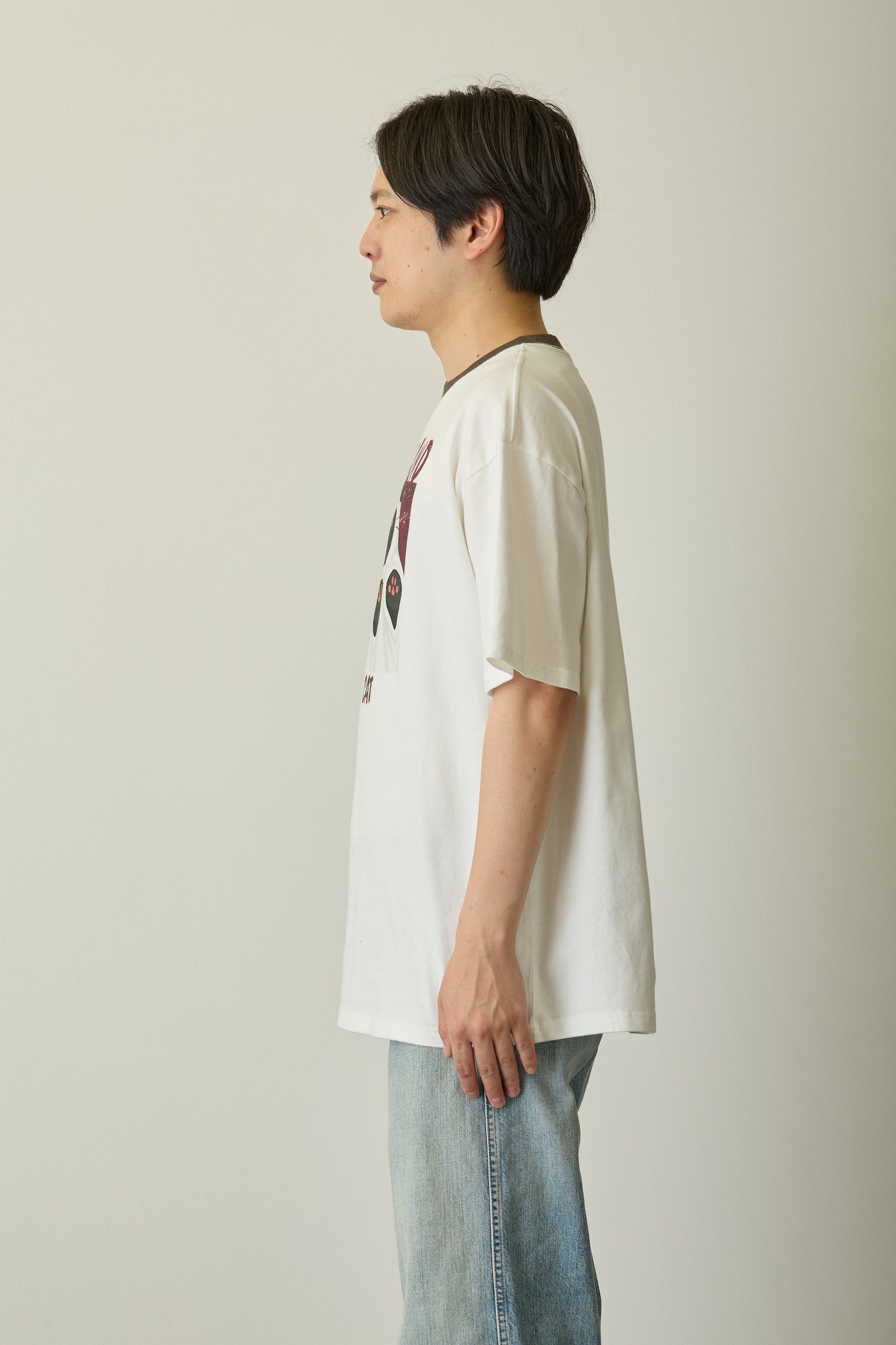 【先行販売】mofusand Tシャツ SCARY CAT ホワイト
